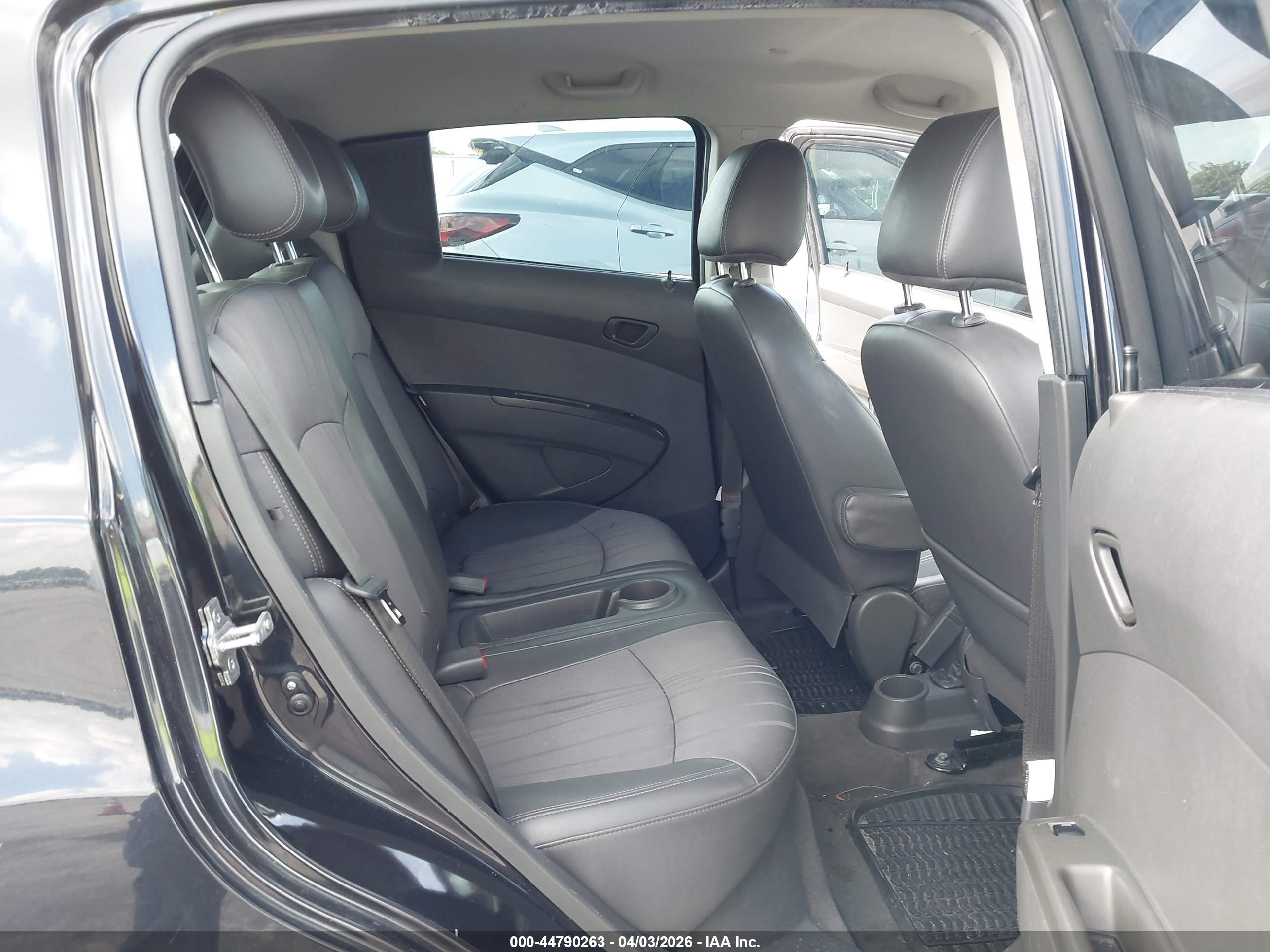 CHEVROLET SPARK image 8