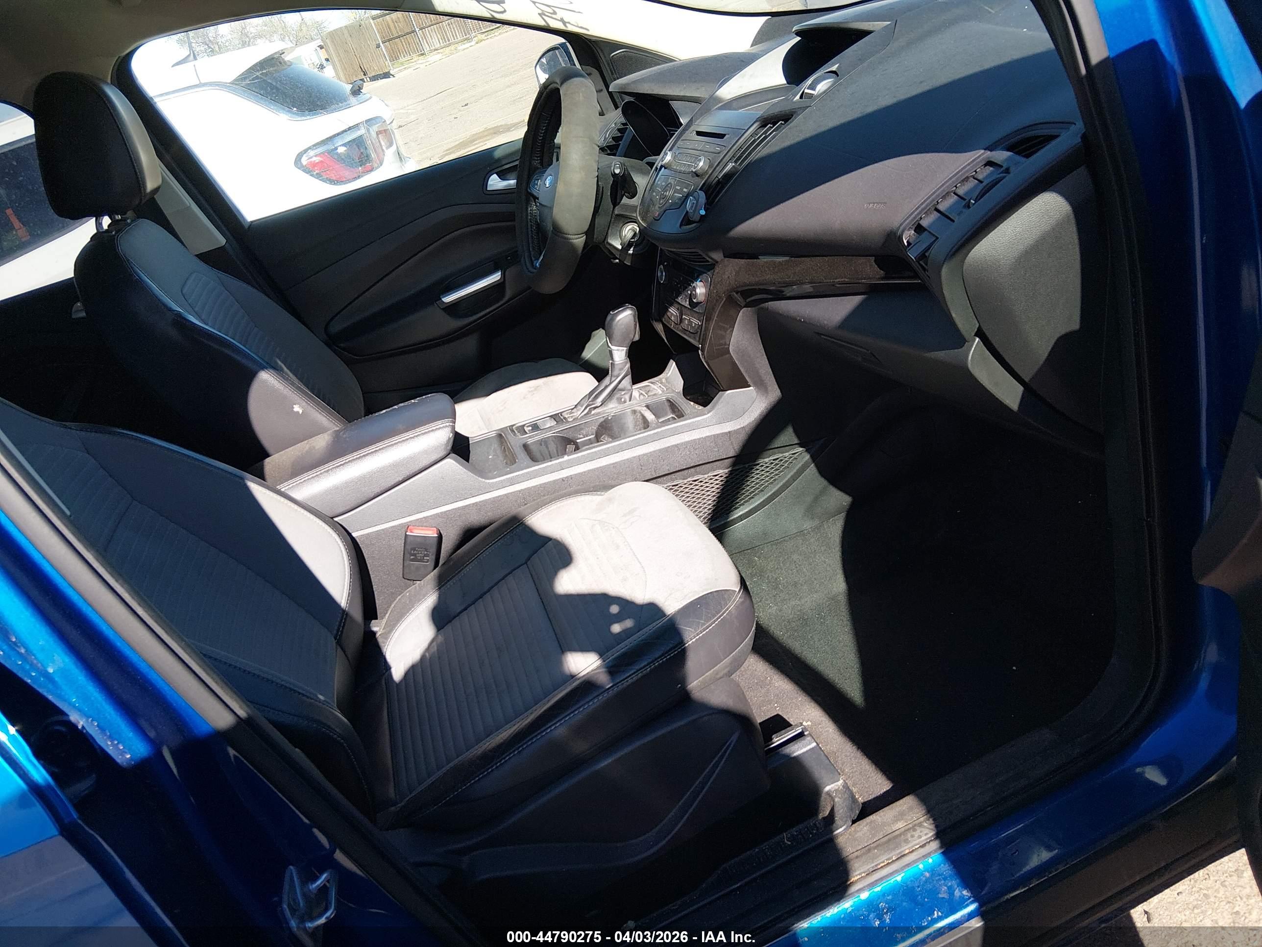 FORD ESCAPE image 5