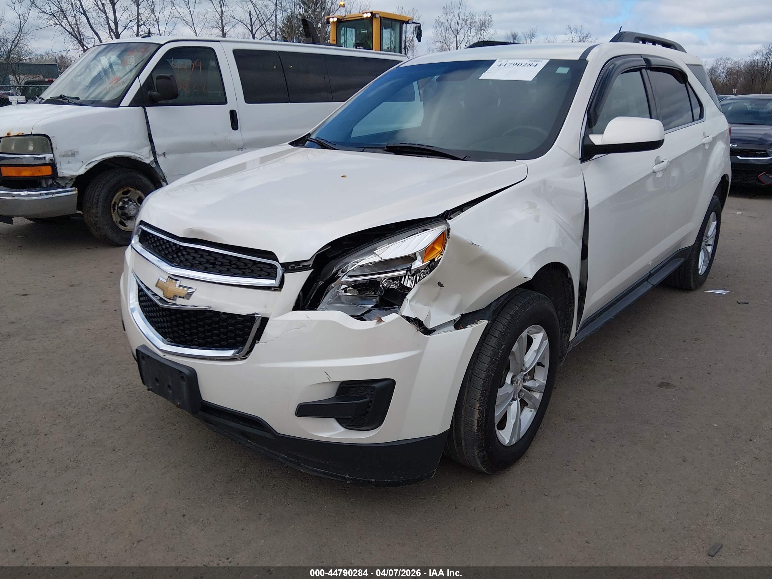 CHEVROLET EQUINOX image 6