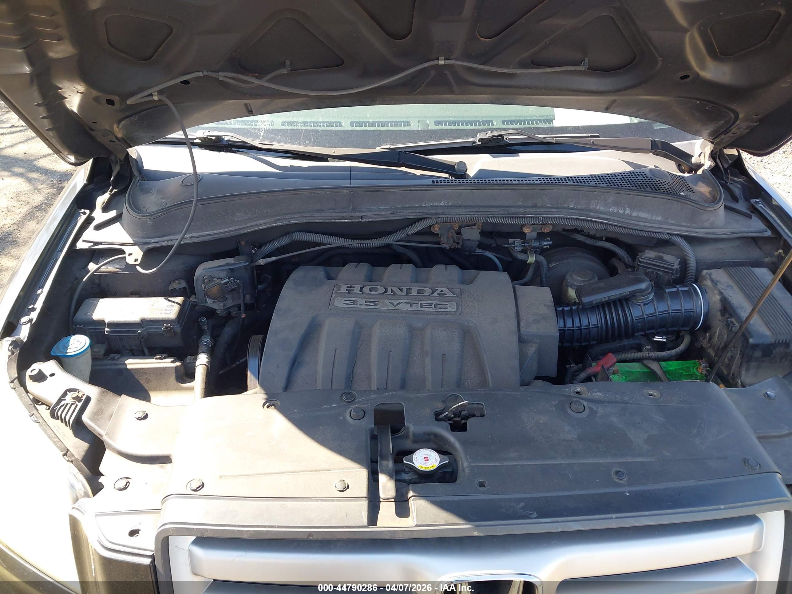 HONDA PILOT image 10