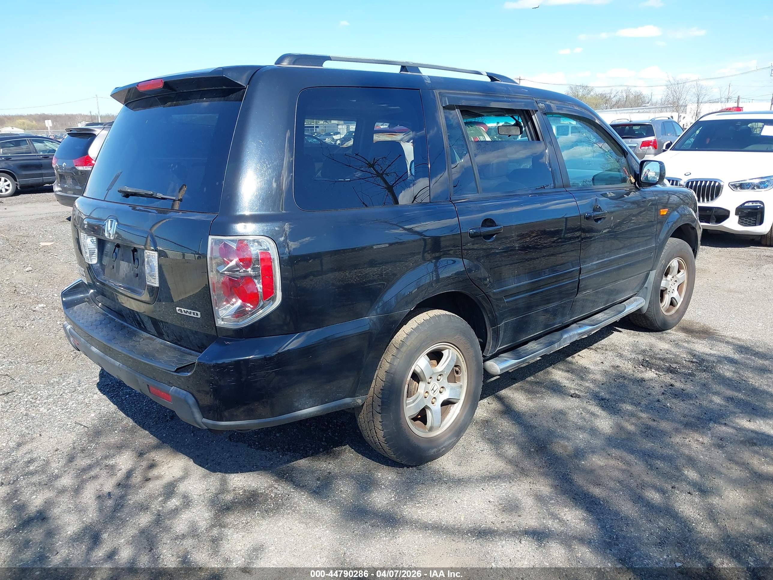 HONDA PILOT image 4