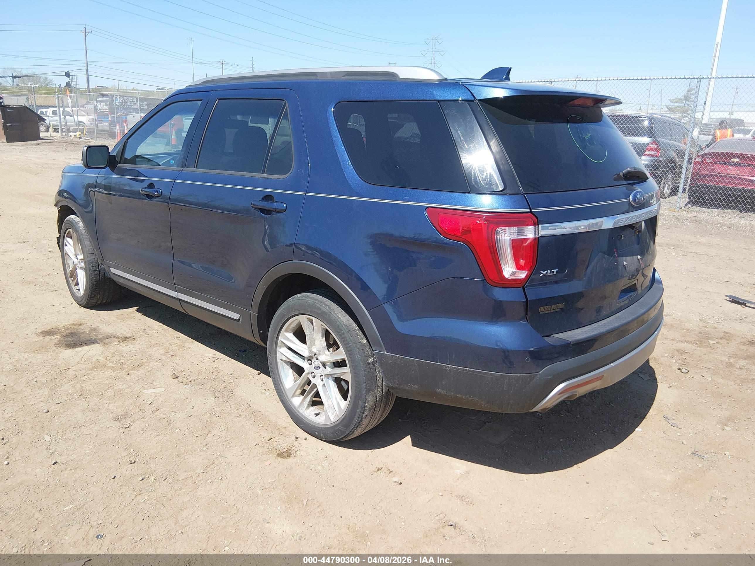 FORD EXPLORER image 3