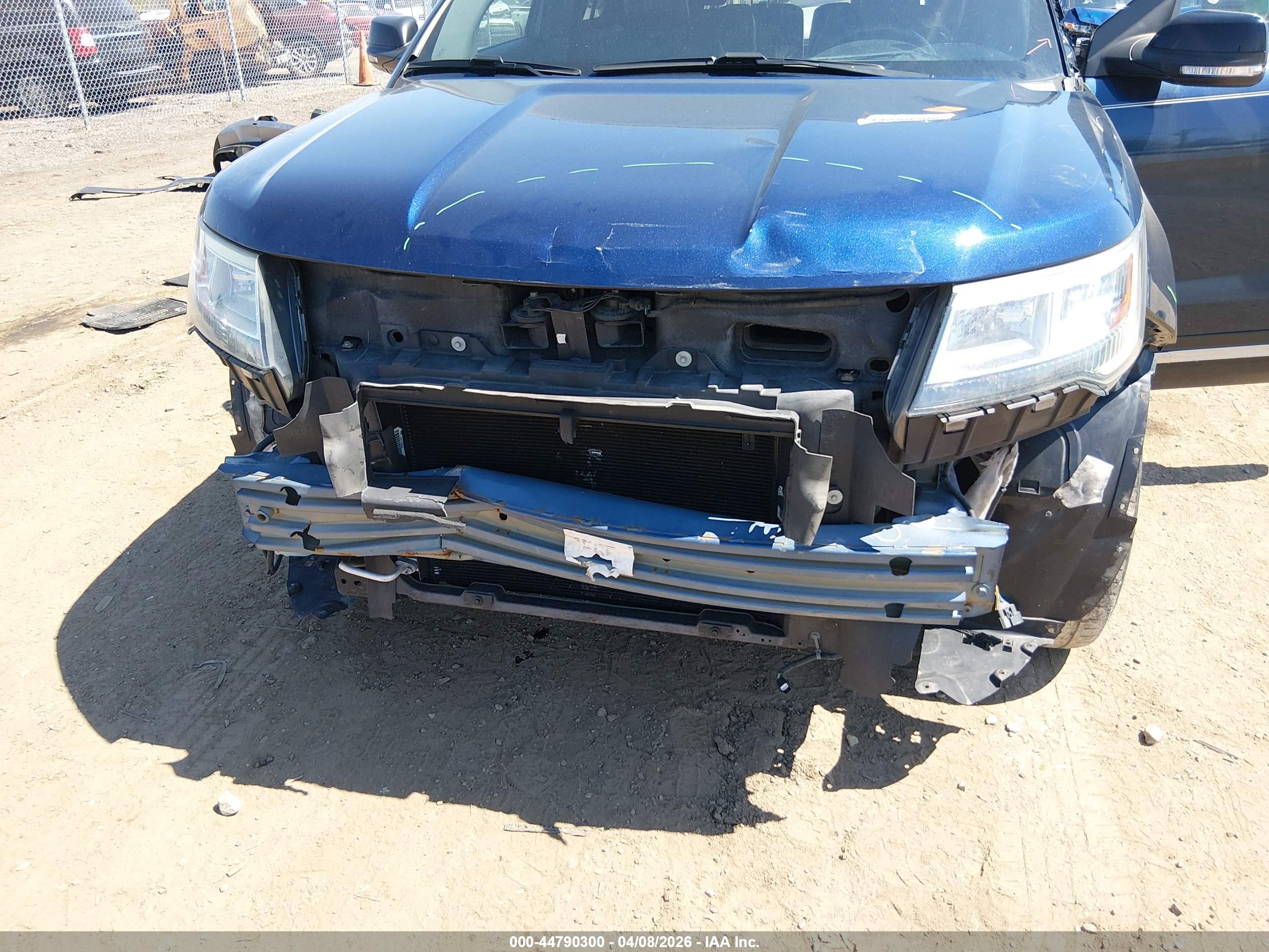 FORD EXPLORER image 6