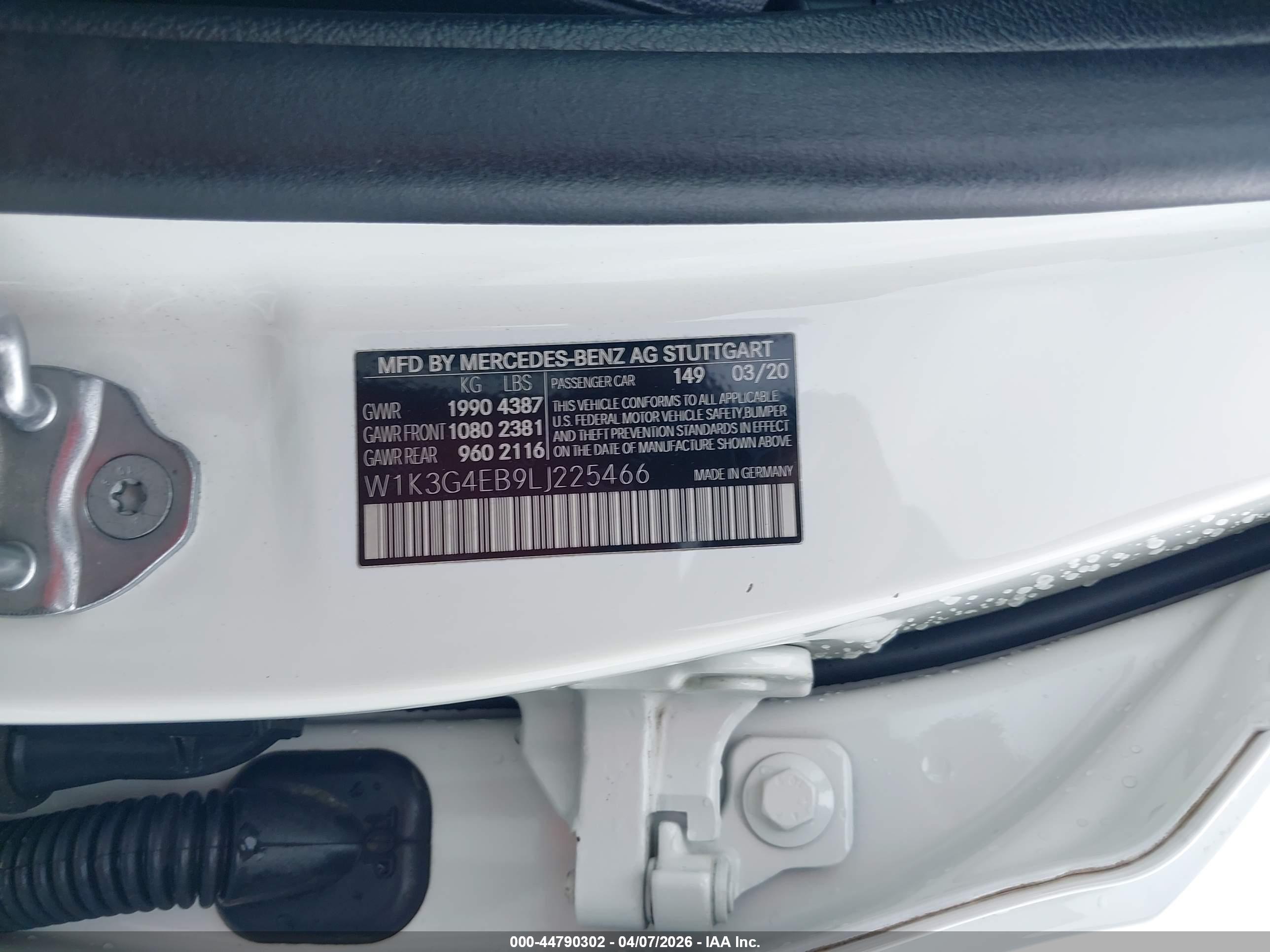 MERCEDES-BENZ A image 9