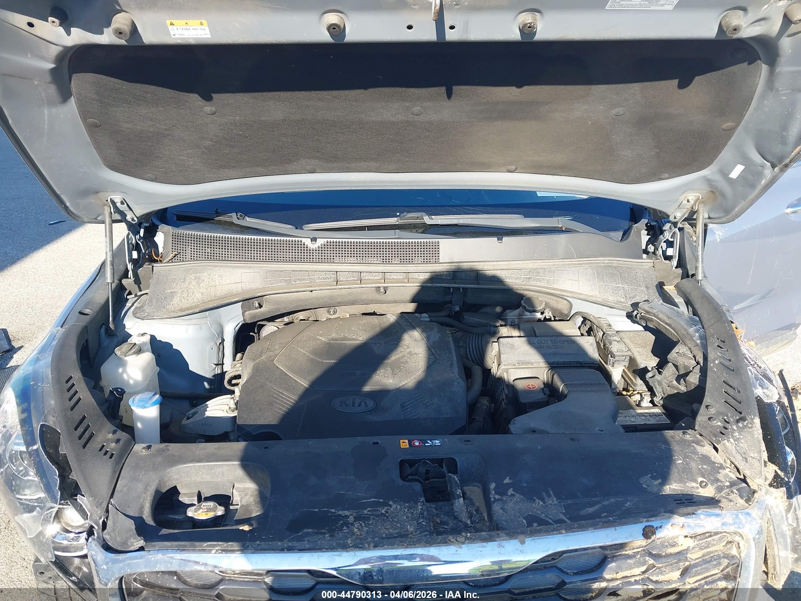 KIA SORENTO image 10