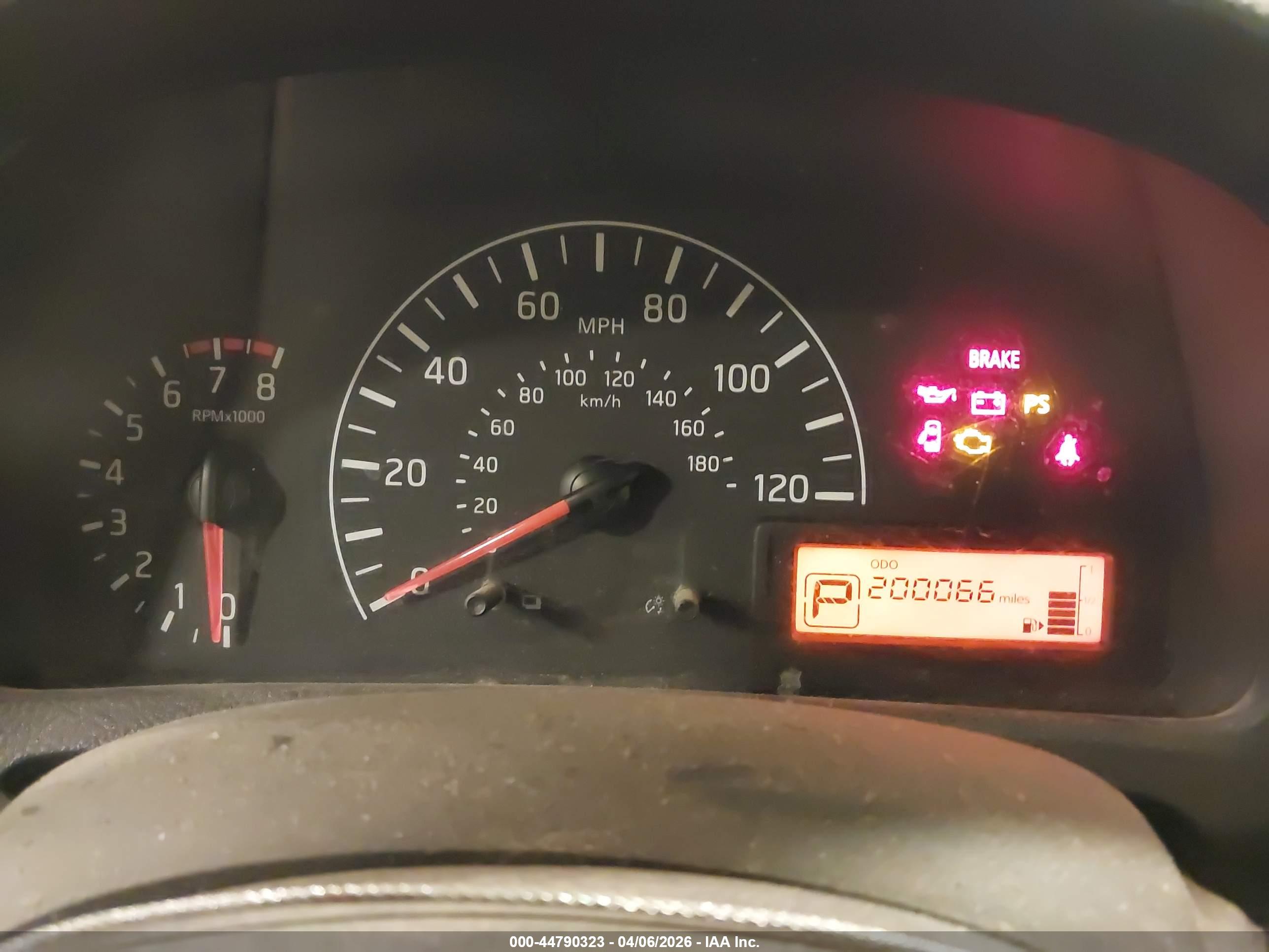NISSAN NV200 image 7