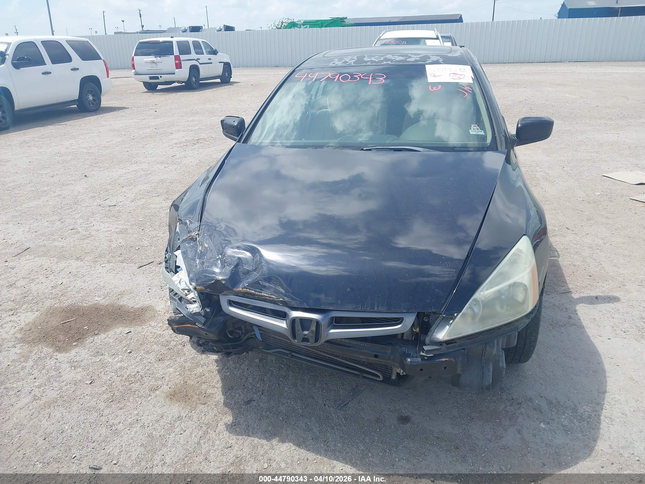 HONDA ACCORD image 6