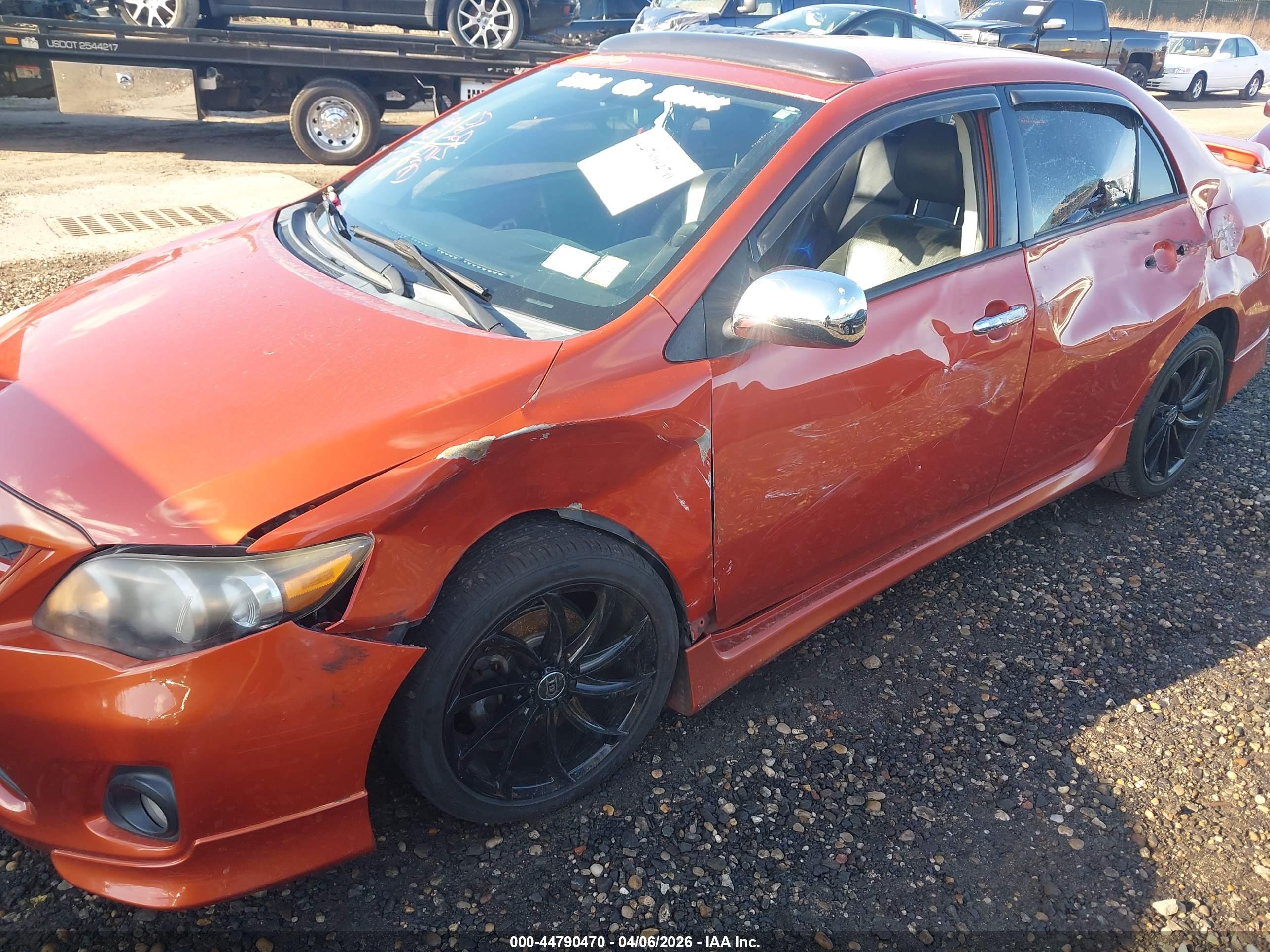 TOYOTA COROLLA image 6