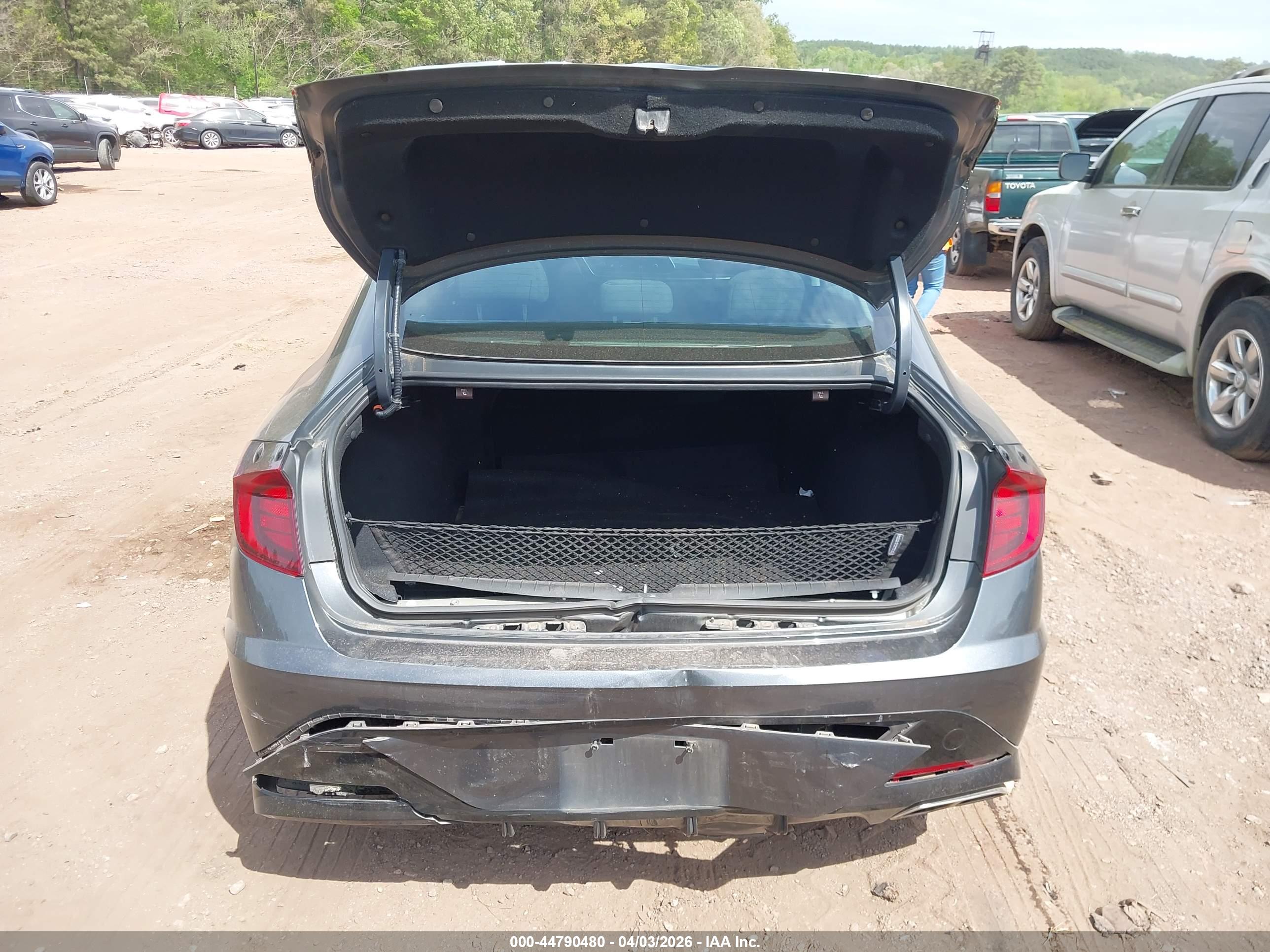HYUNDAI SONATA image 6