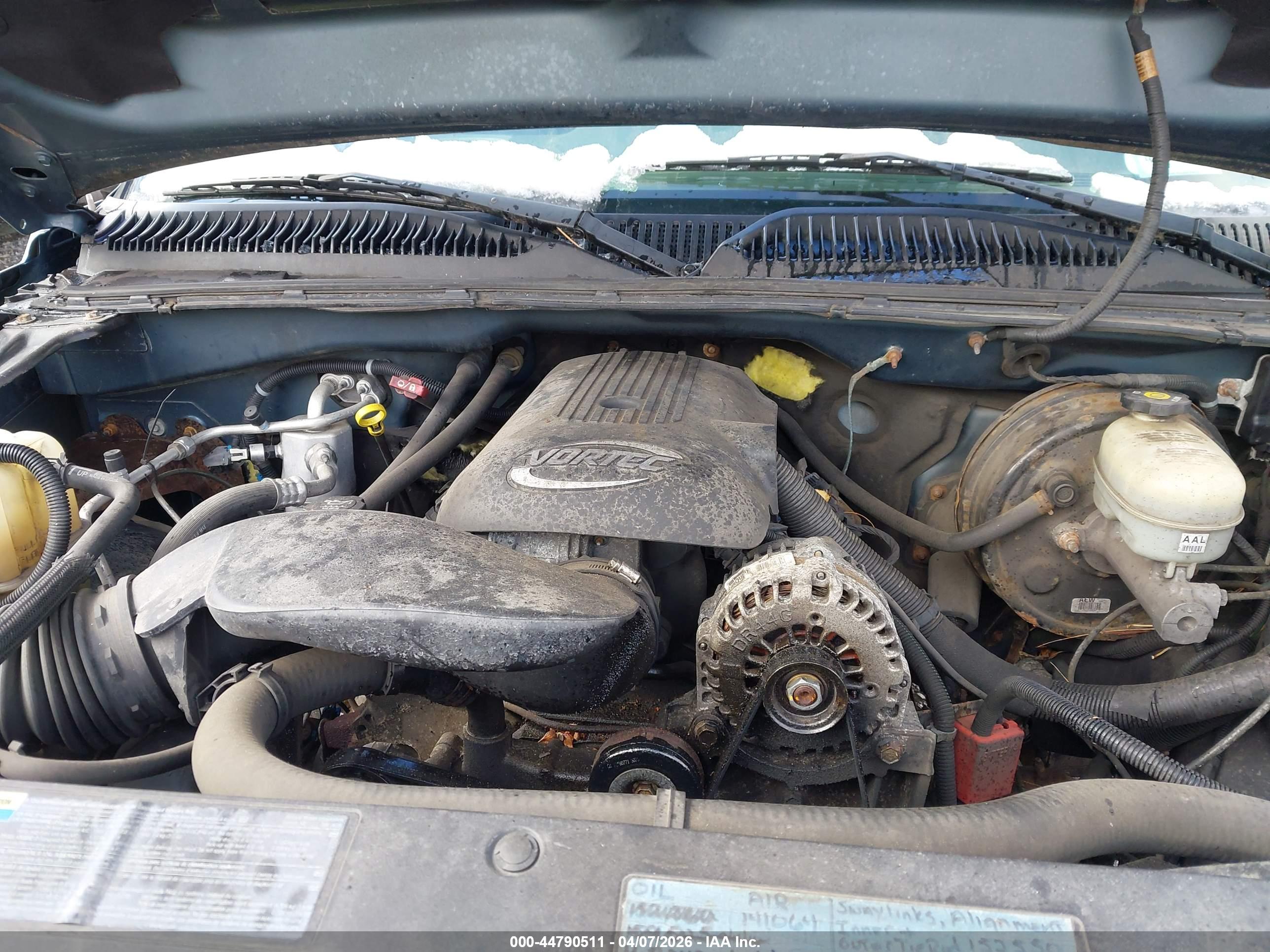 CHEVROLET SILVERADO image 10