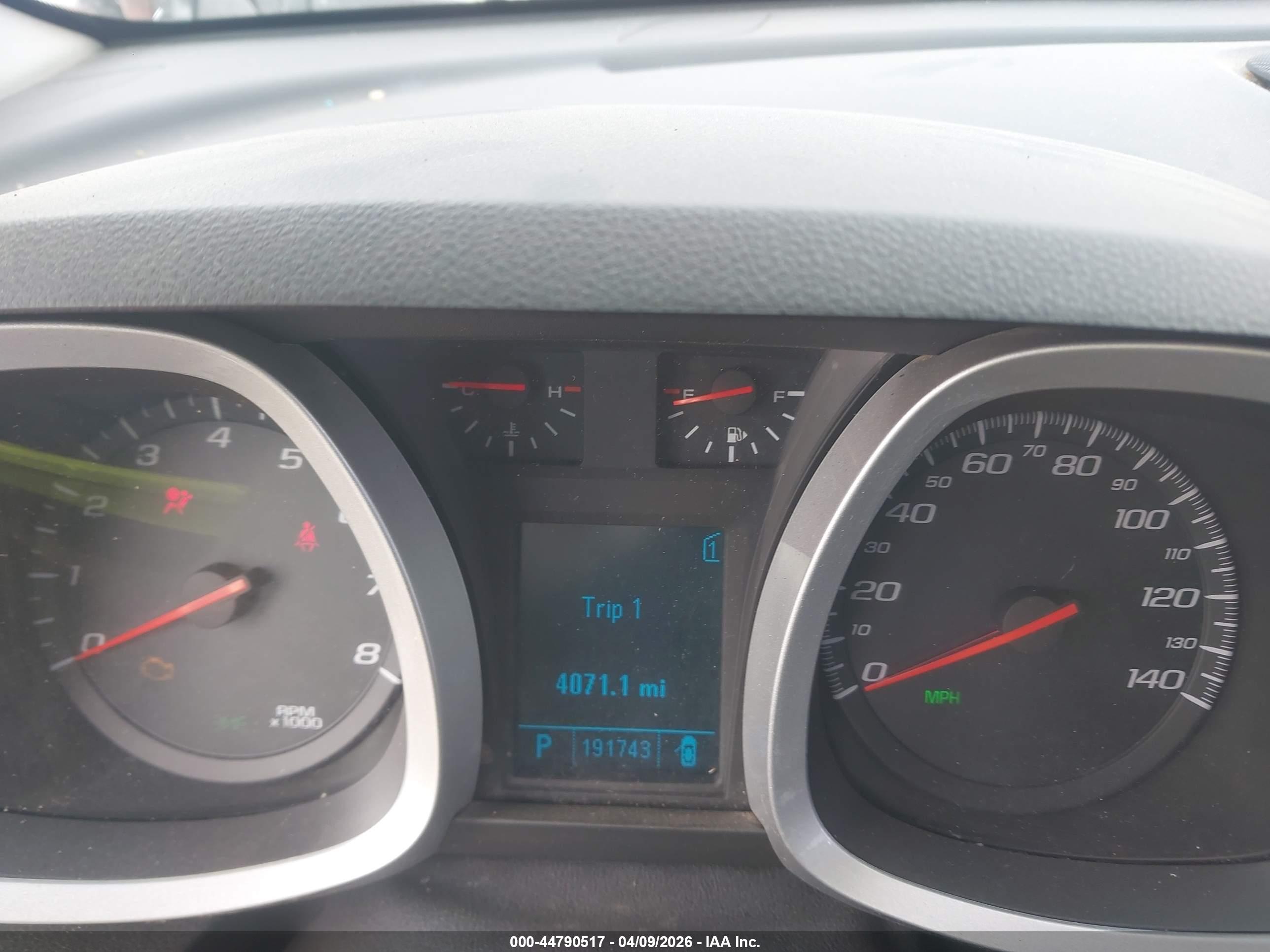 CHEVROLET EQUINOX image 7