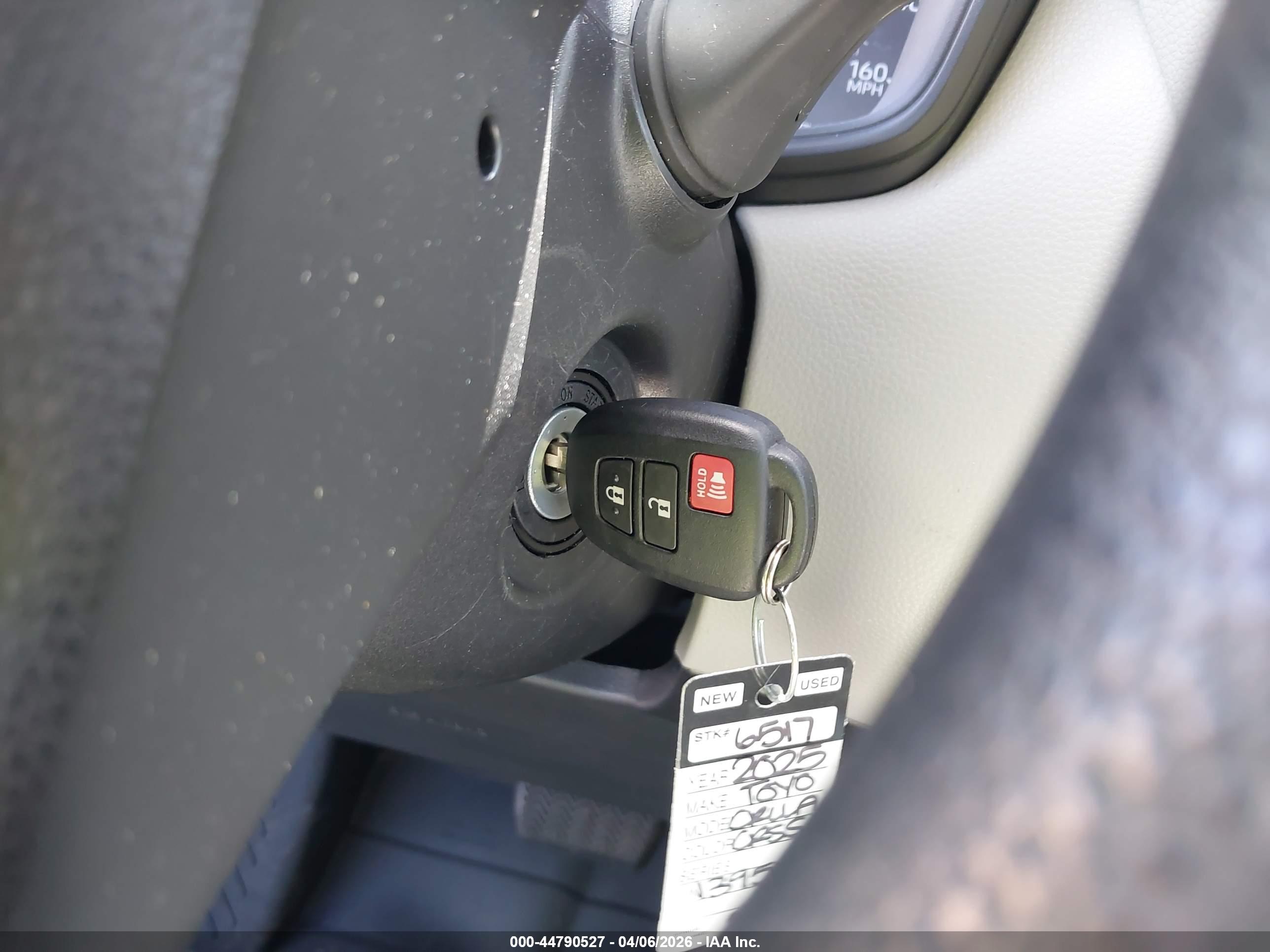 TOYOTA COROLLA image 11