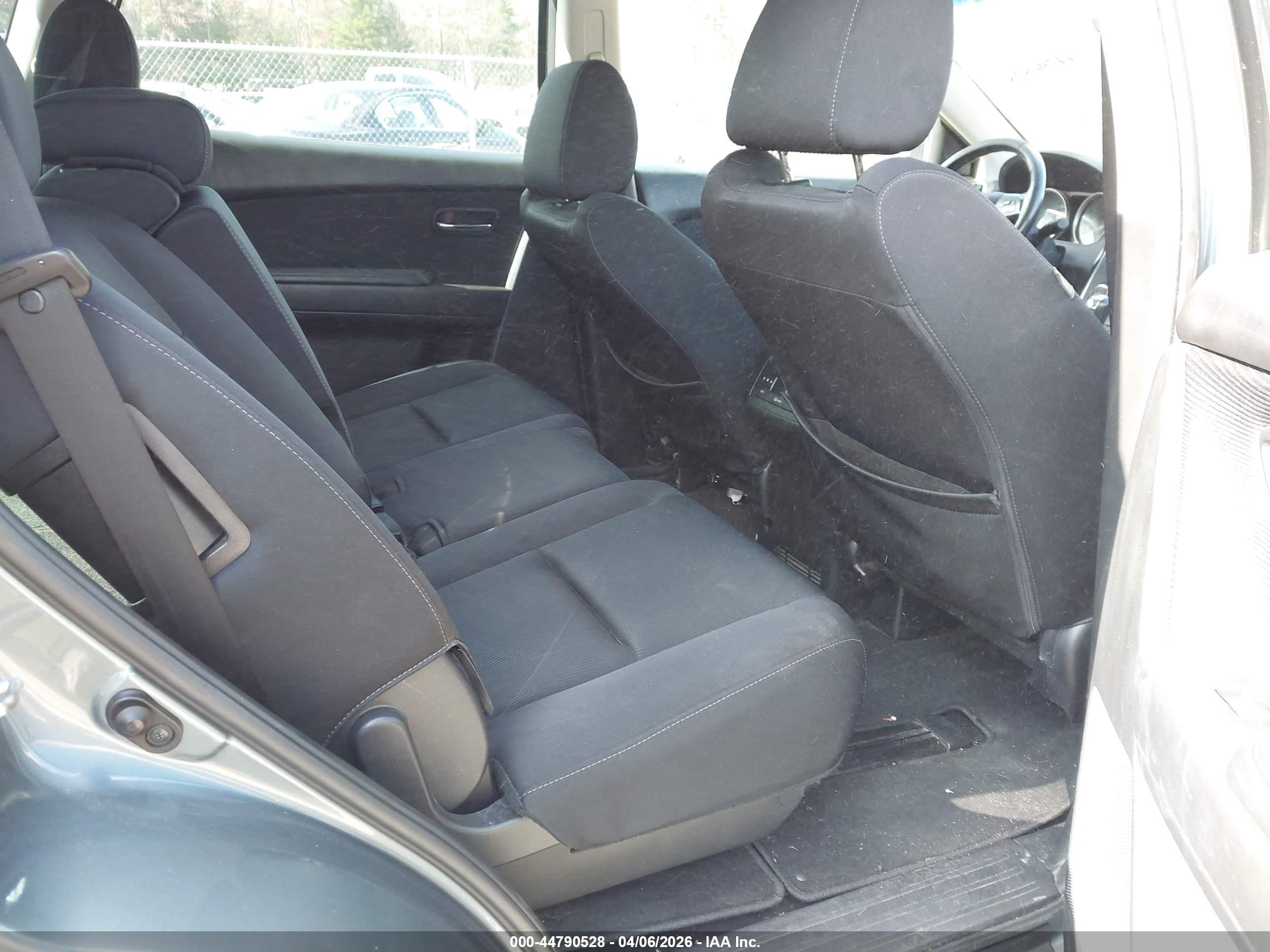 MAZDA CX-9 image 8