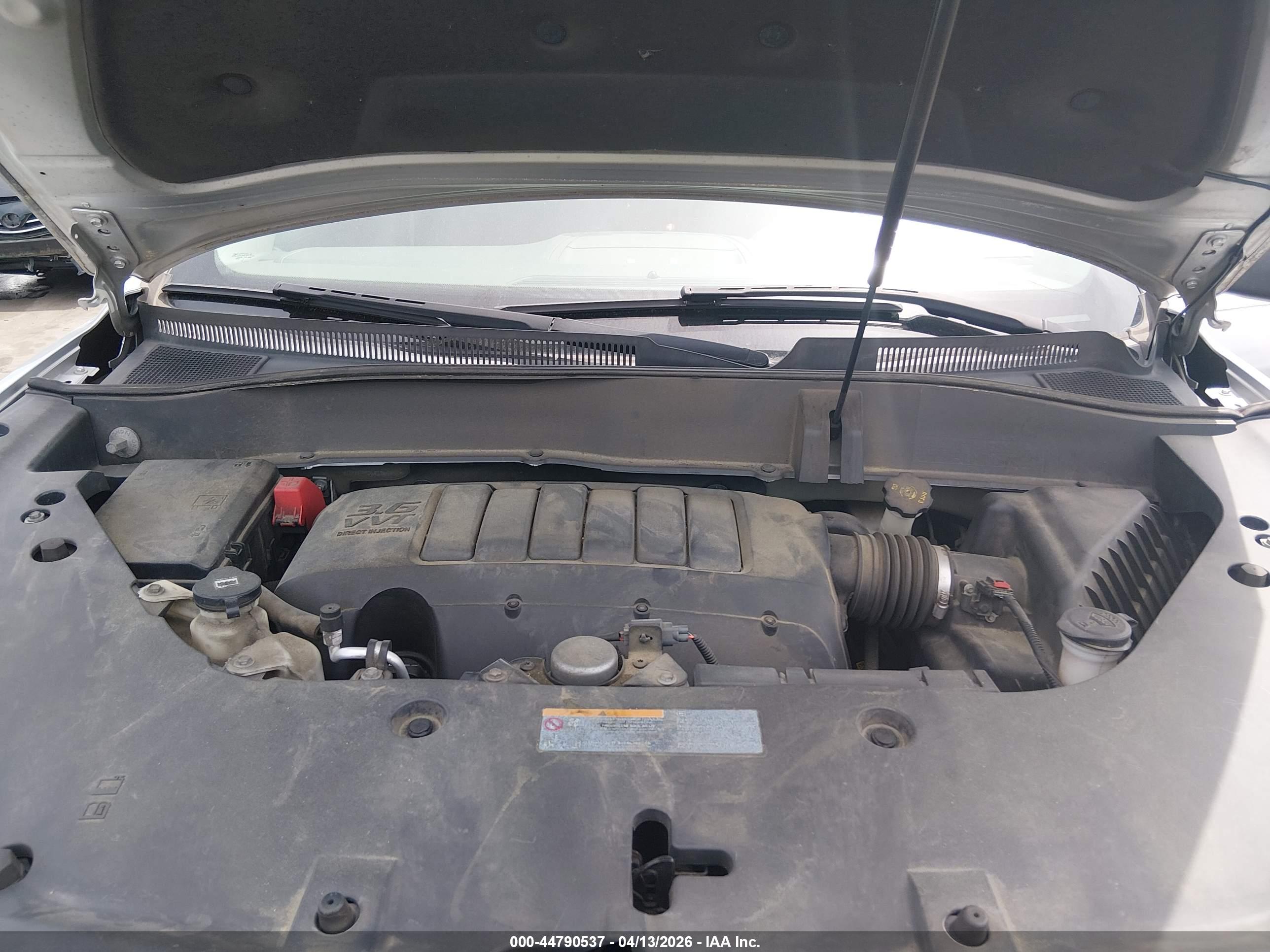 GMC ACADIA image 10