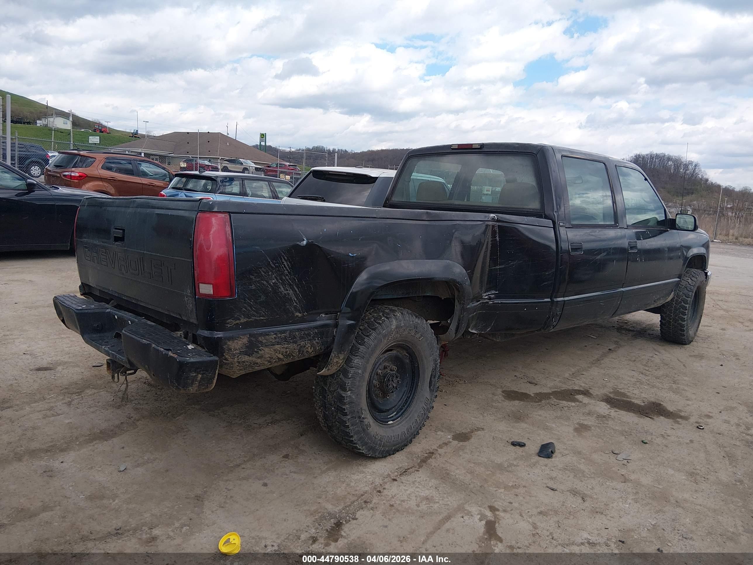 GMC SIERRA image 4