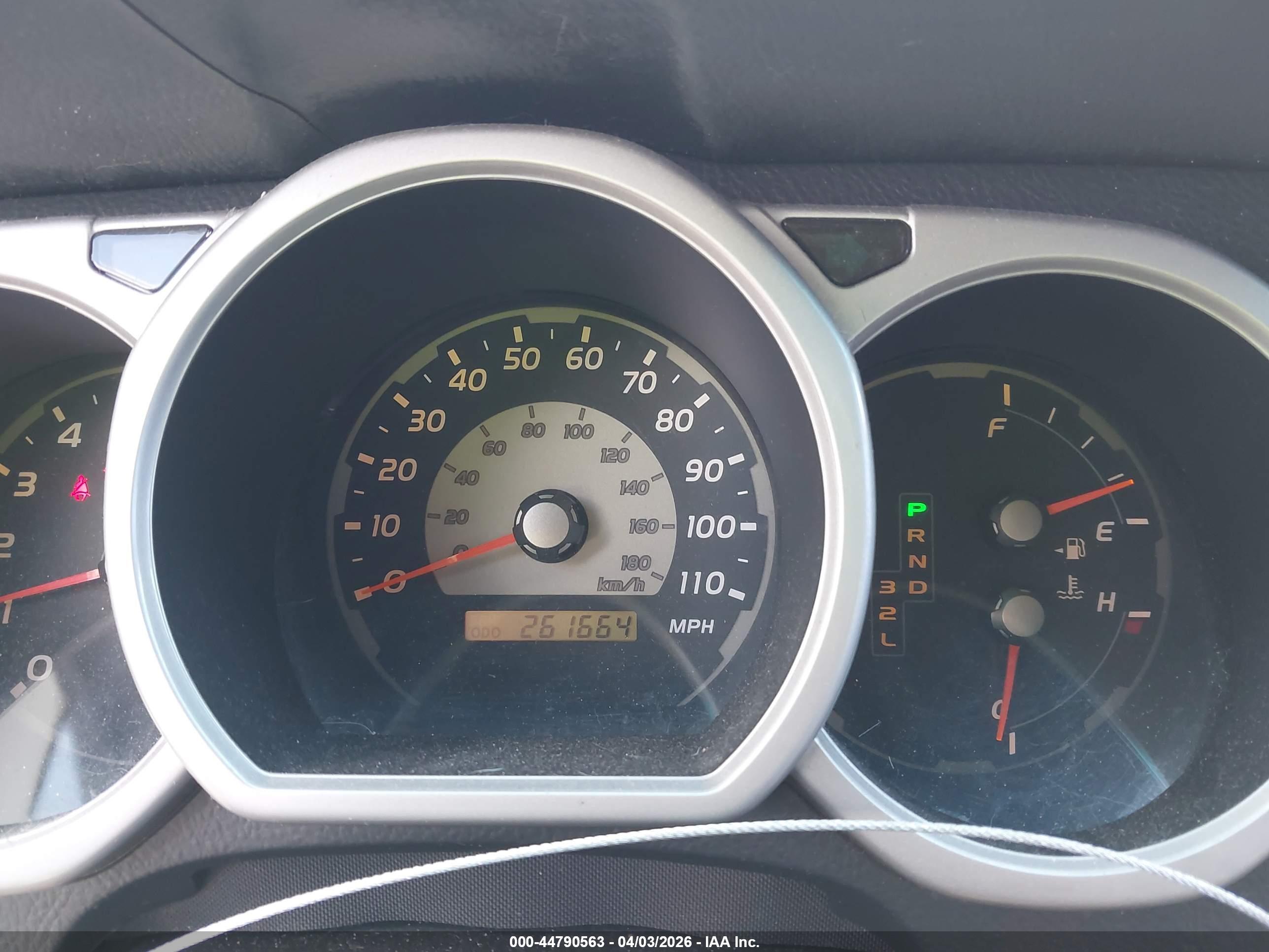 TOYOTA 4RUNNER image 7