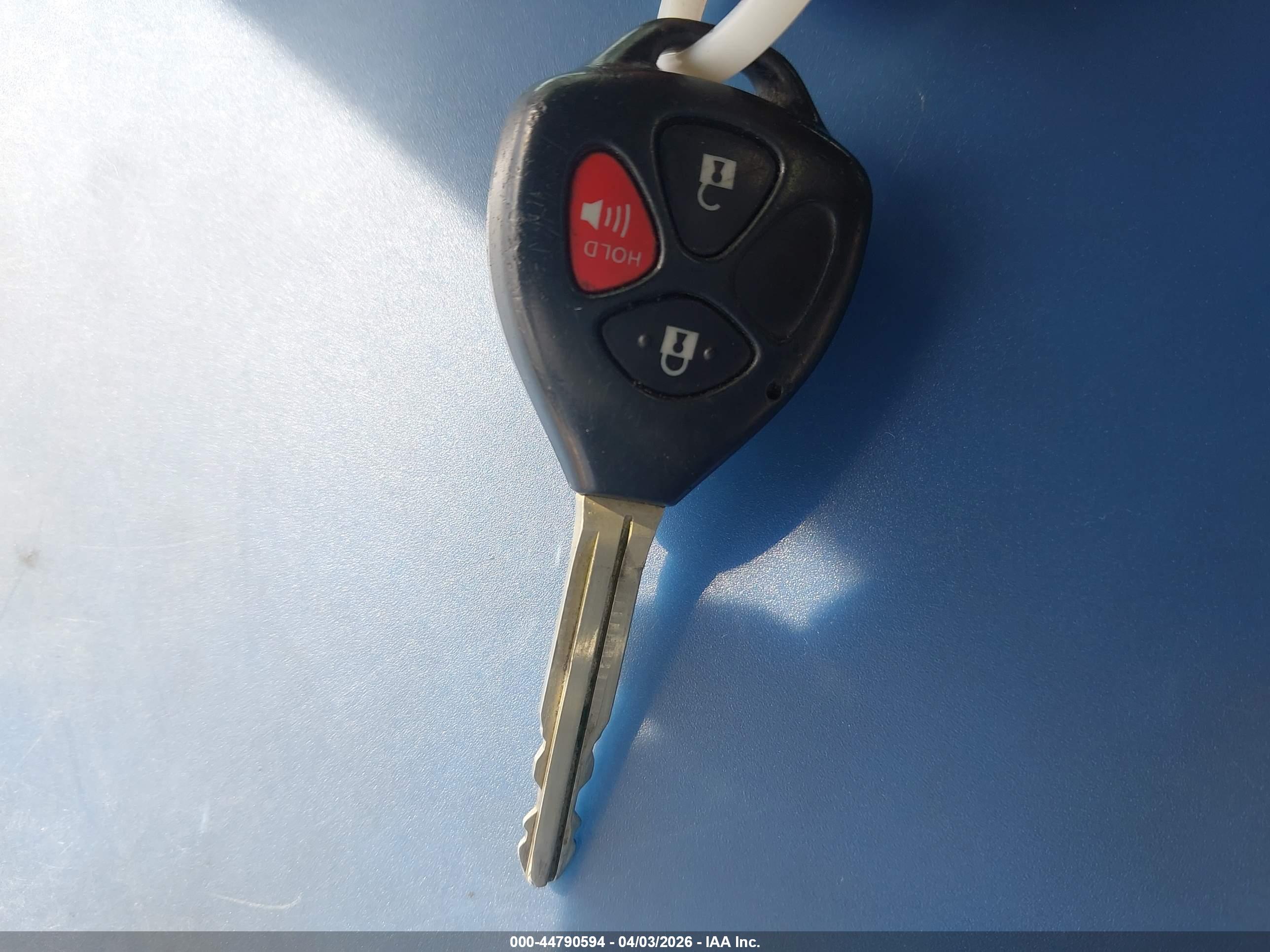 TOYOTA RAV4 image 11