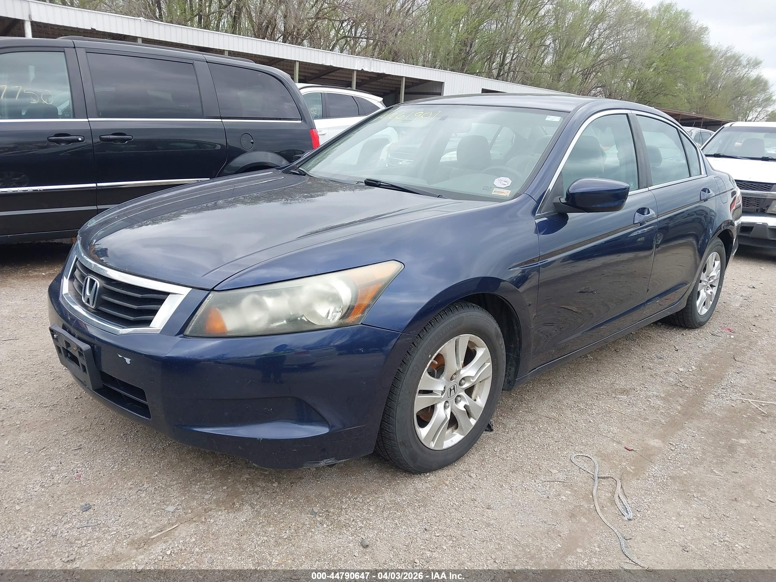 HONDA ACCORD image 2