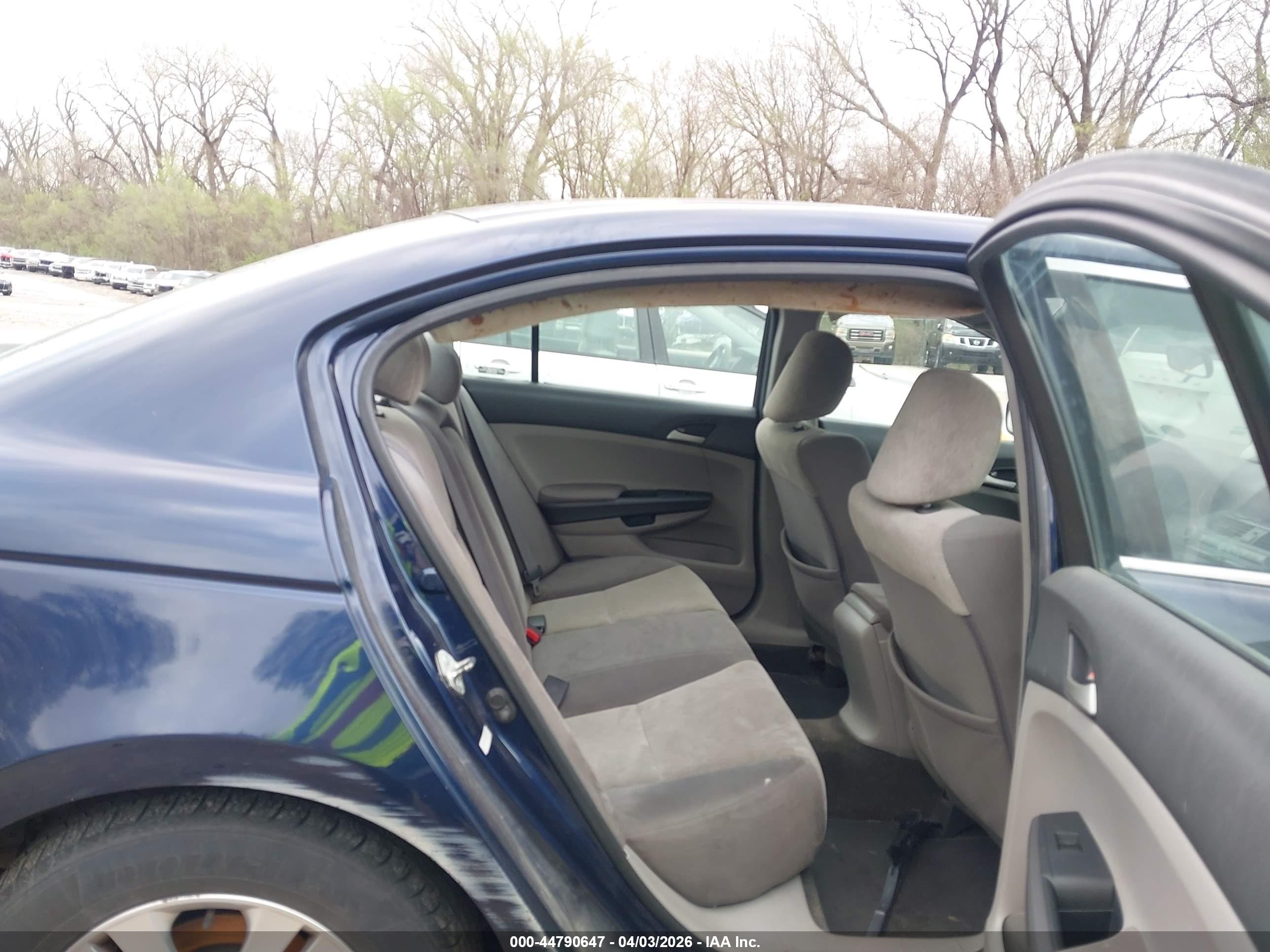 HONDA ACCORD image 8