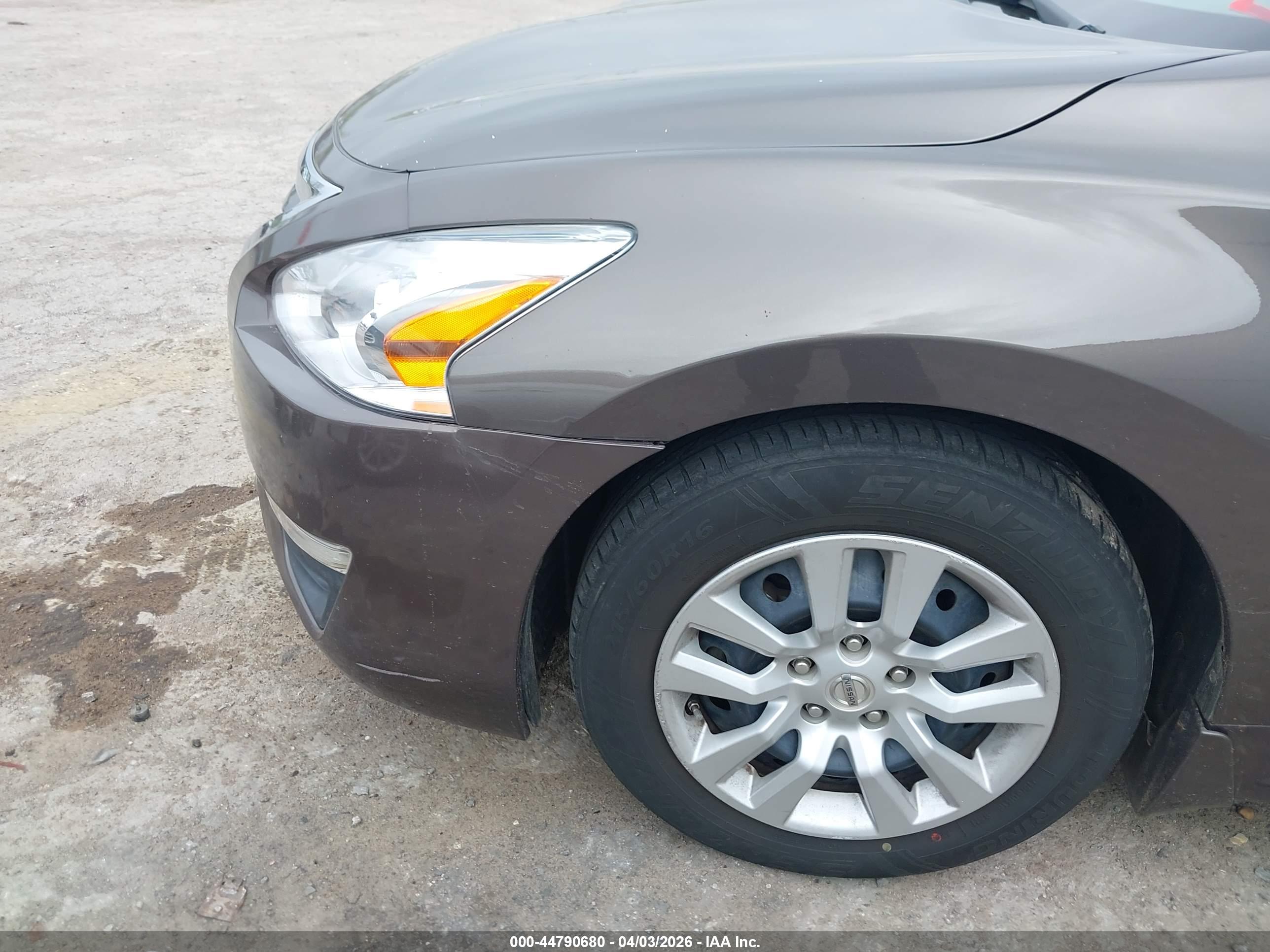 NISSAN ALTIMA image 6