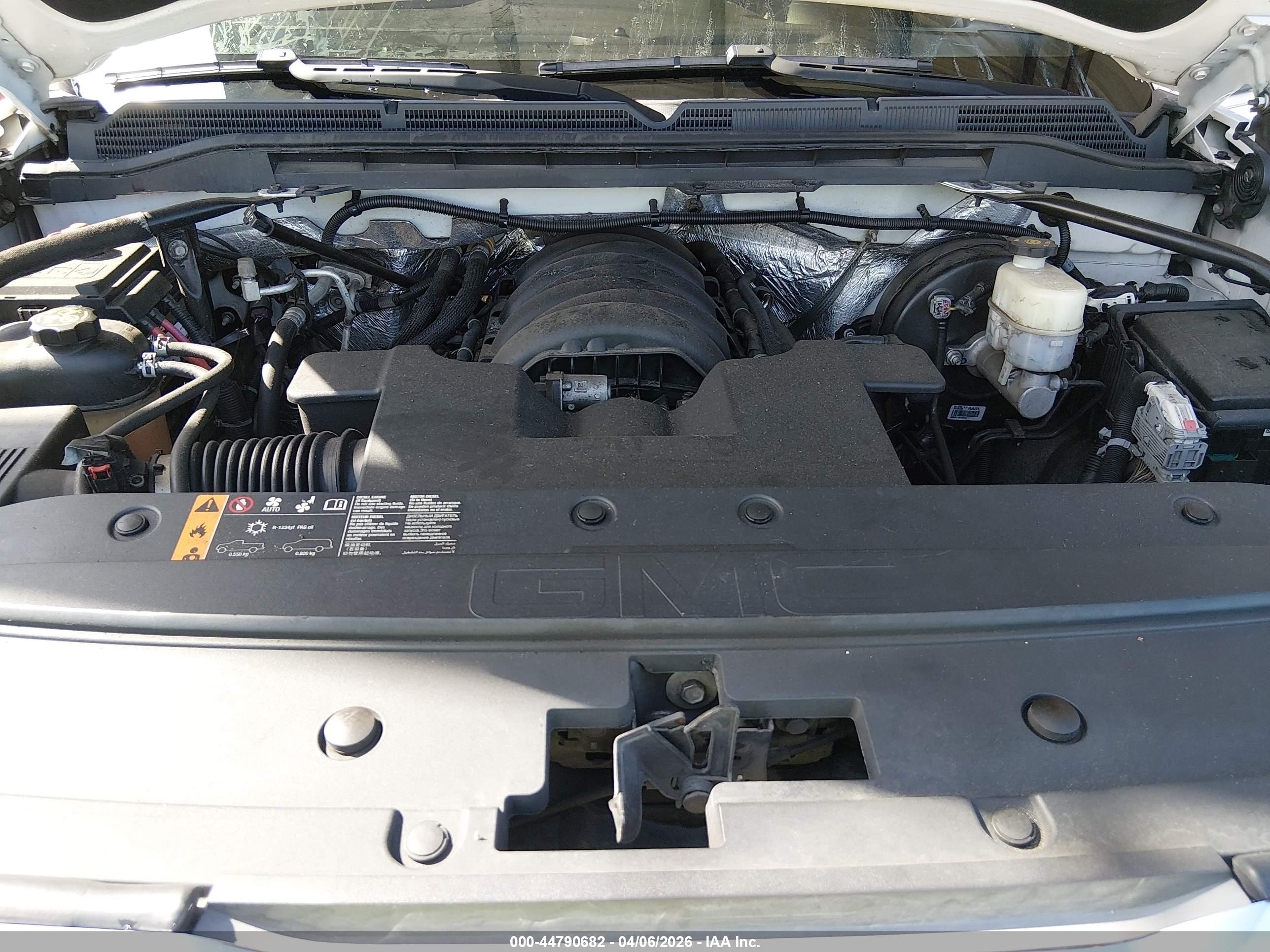 GMC SIERRA image 10