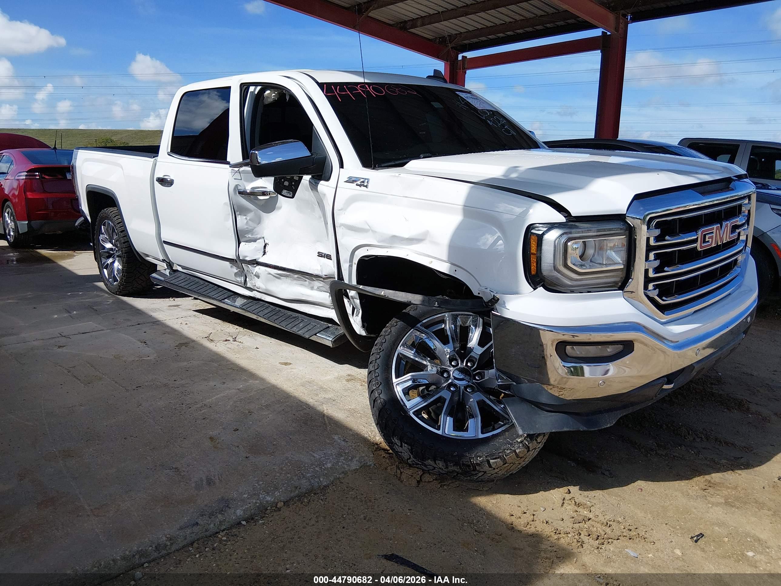 GMC SIERRA image 6