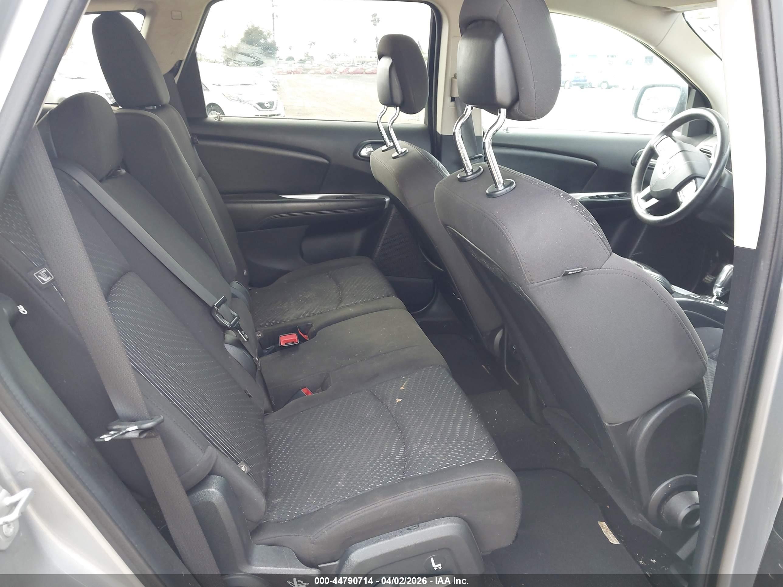DODGE JOURNEY image 8
