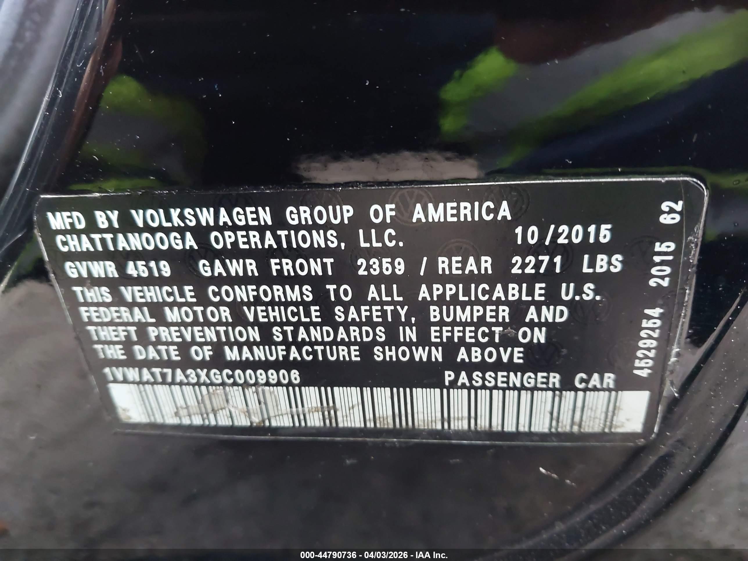 VOLKSWAGEN PASSAT image 9