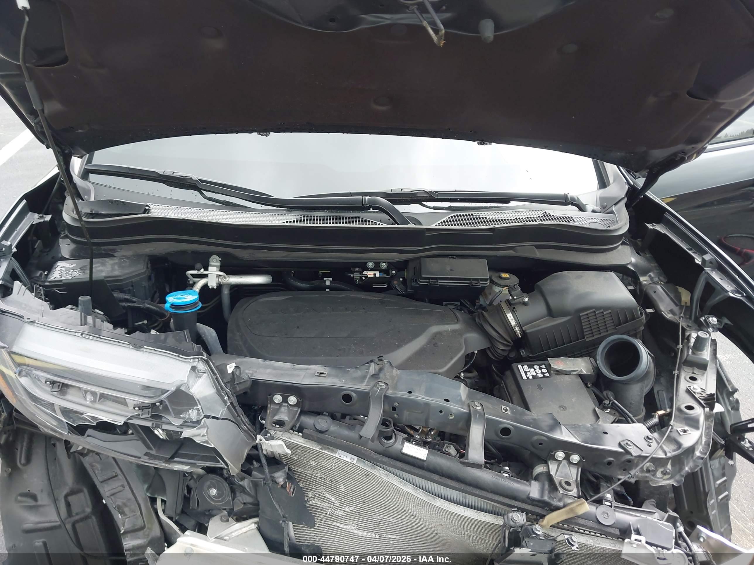 HONDA RIDGELINE image 10