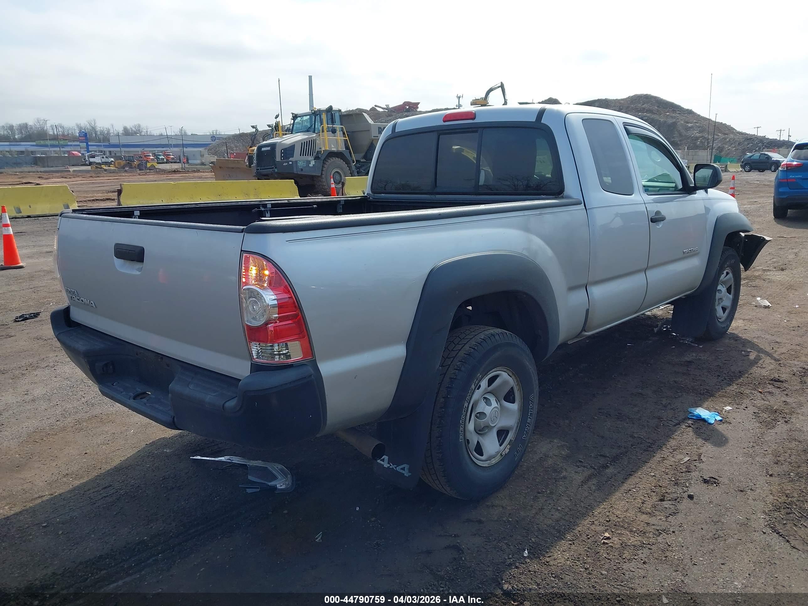 TOYOTA TACOMA image 4