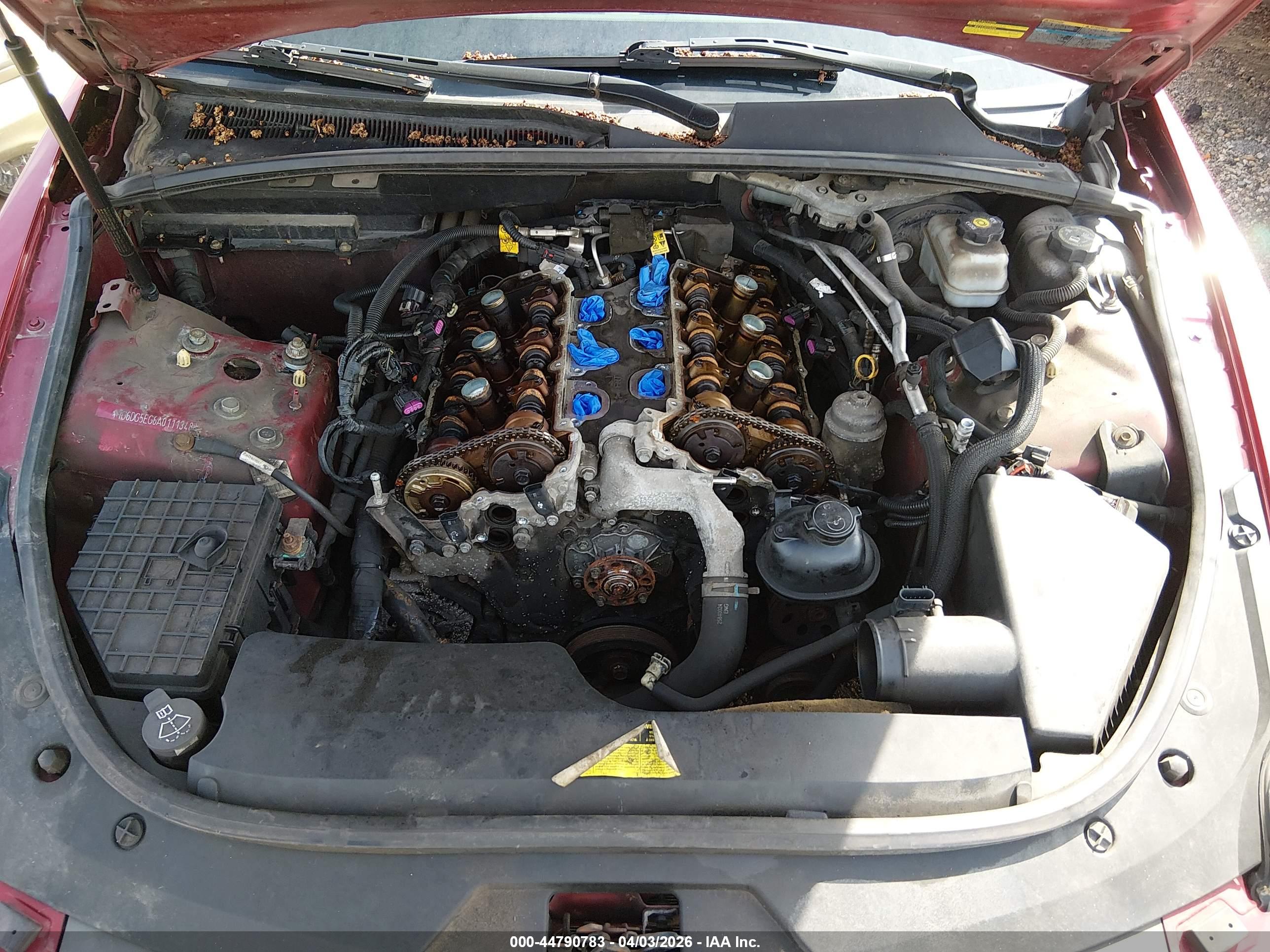 CADILLAC CTS image 10