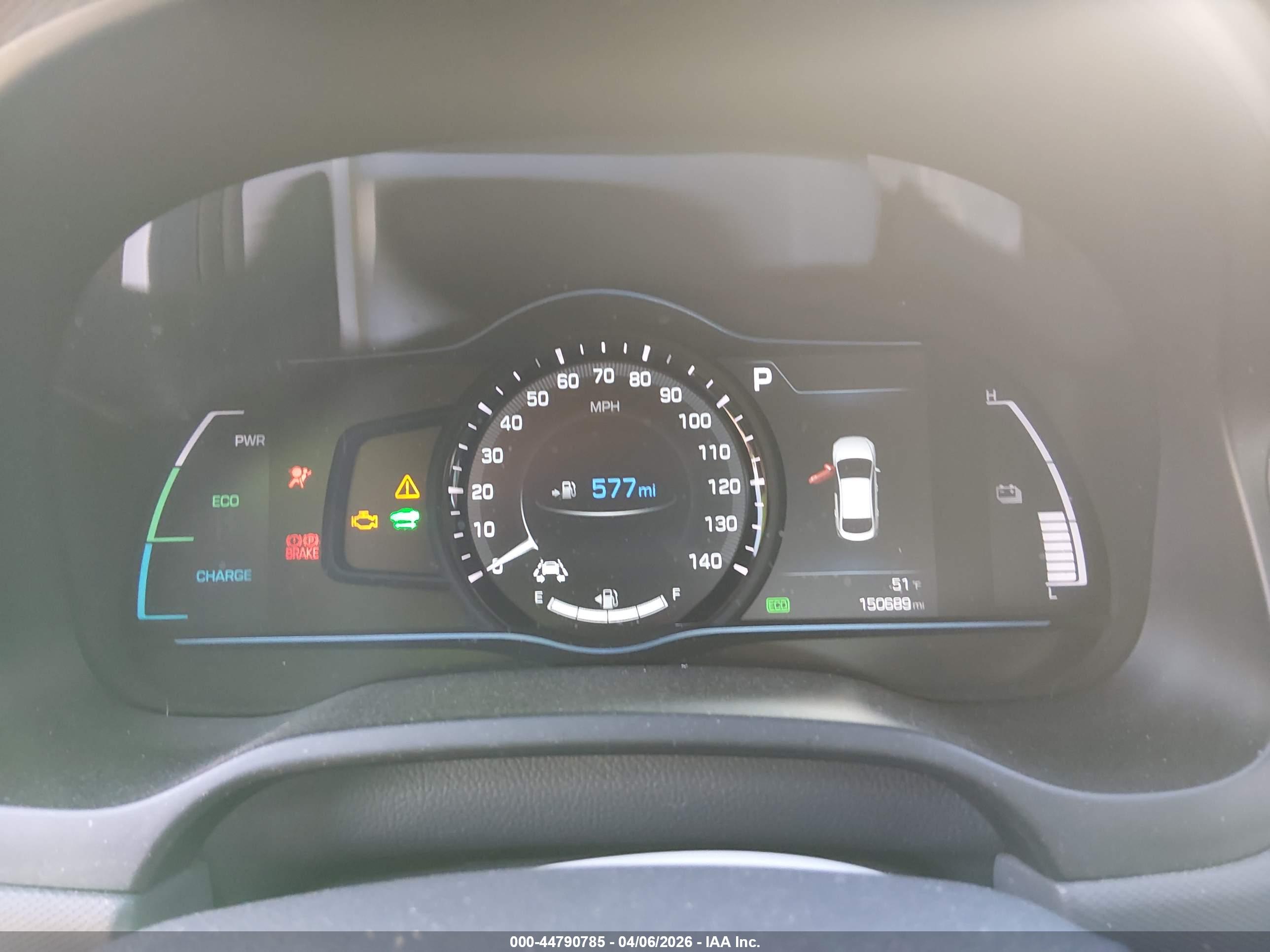 HYUNDAI IONIQ image 7