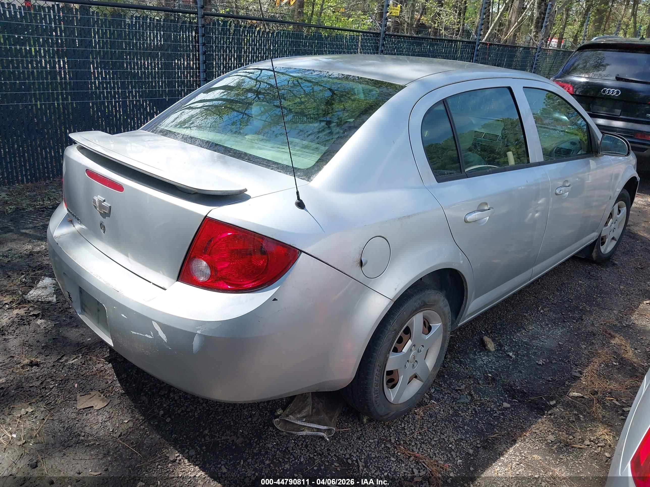 CHEVROLET COBALT image 4
