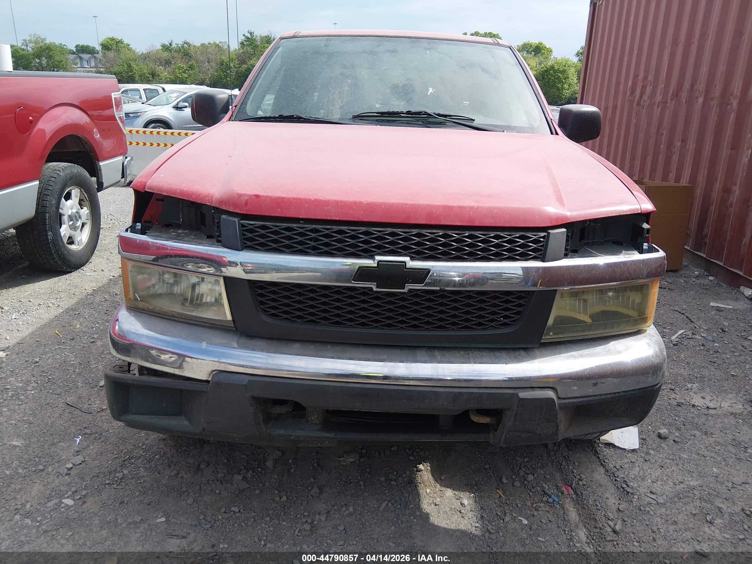 CHEVROLET COLORADO image 6