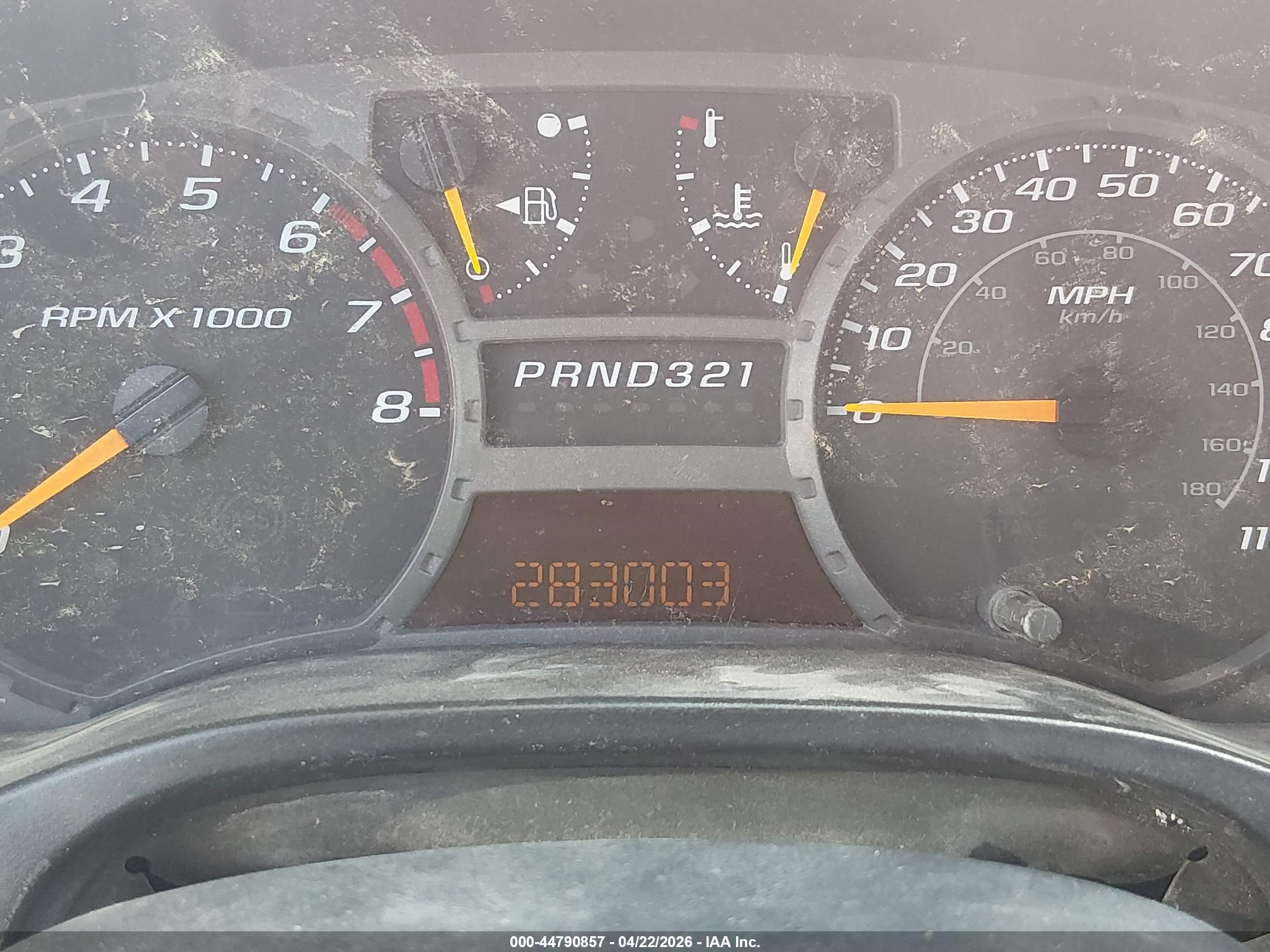 CHEVROLET COLORADO image 7