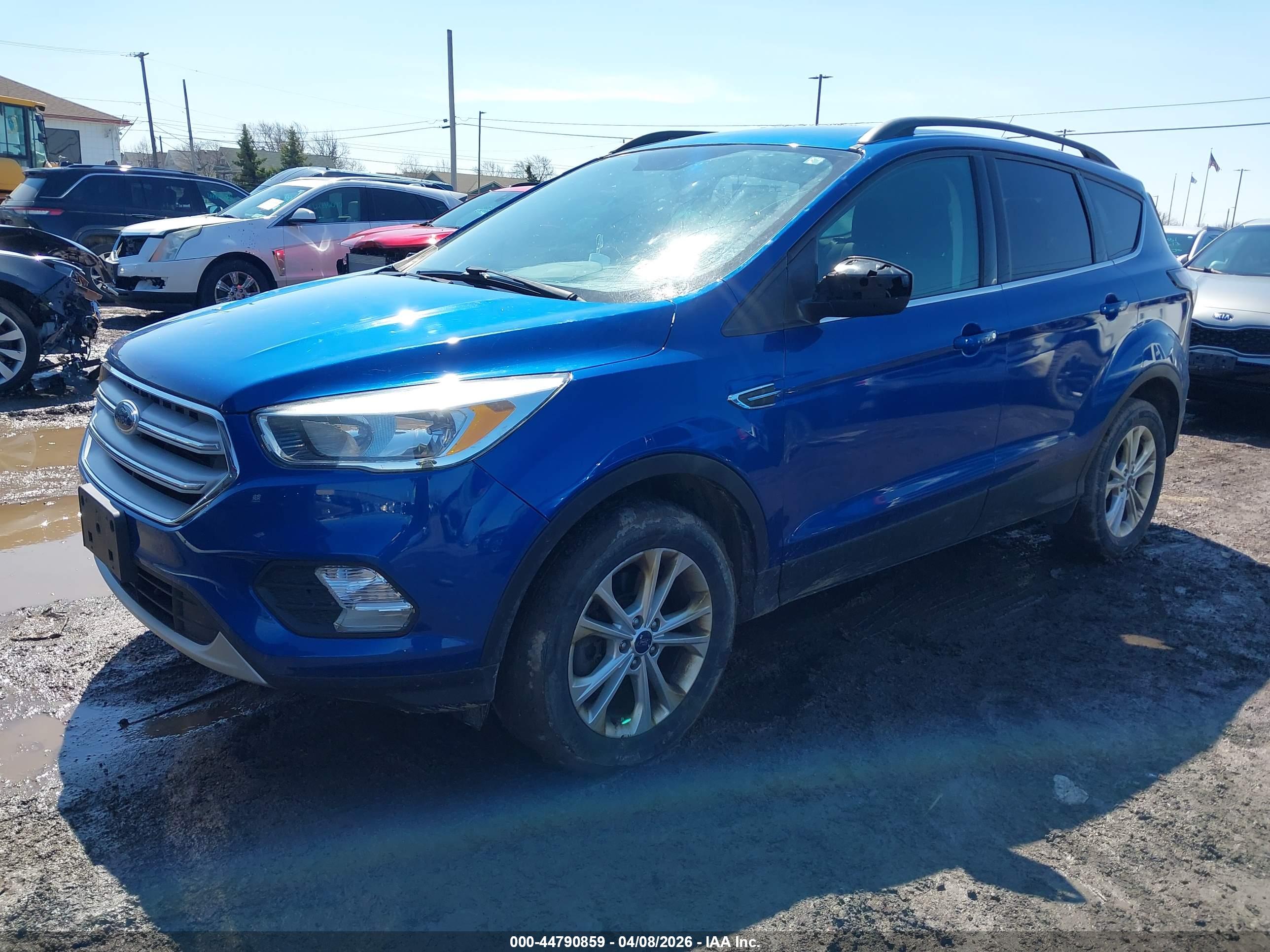 FORD ESCAPE image 2