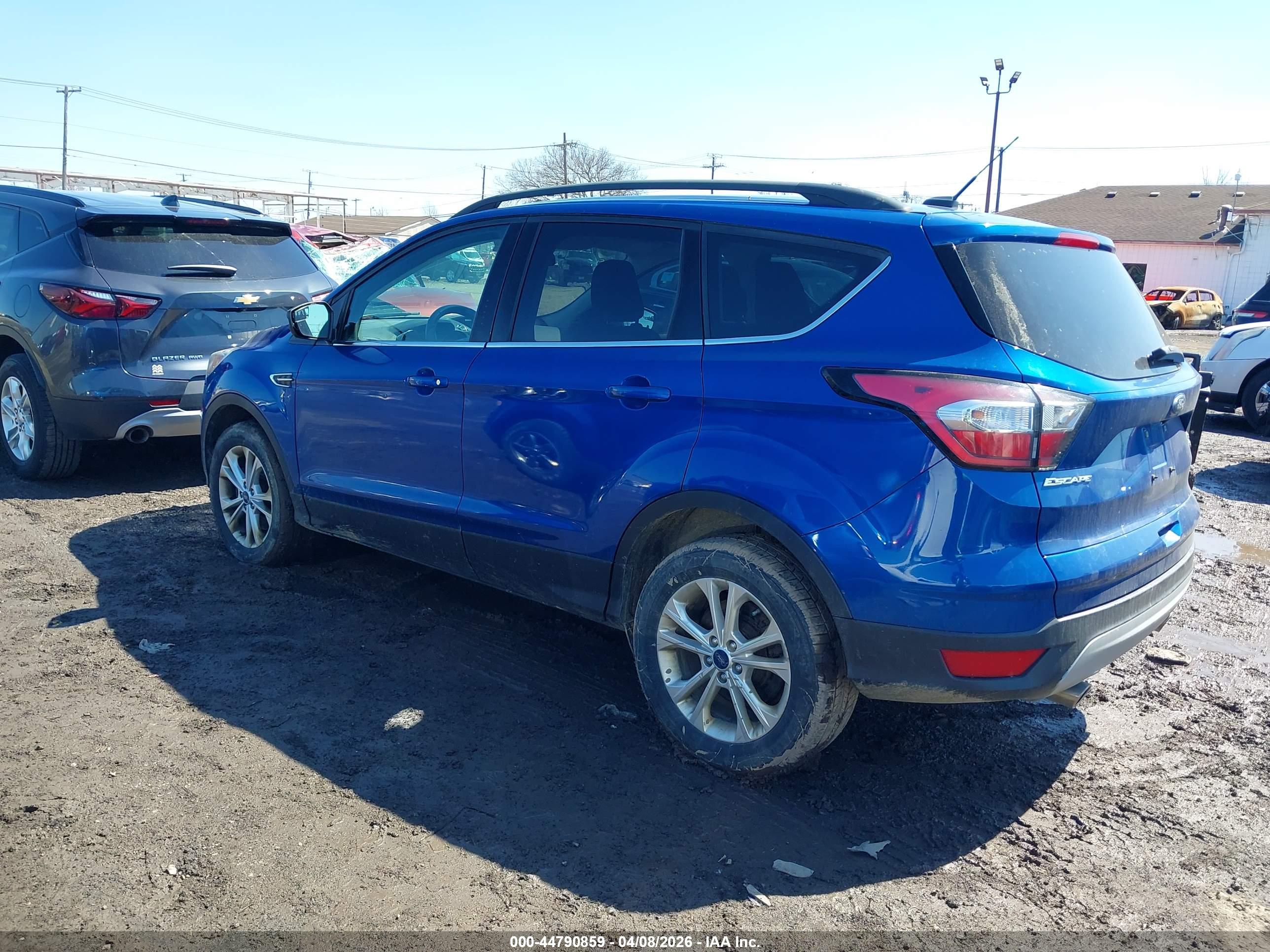 FORD ESCAPE image 3