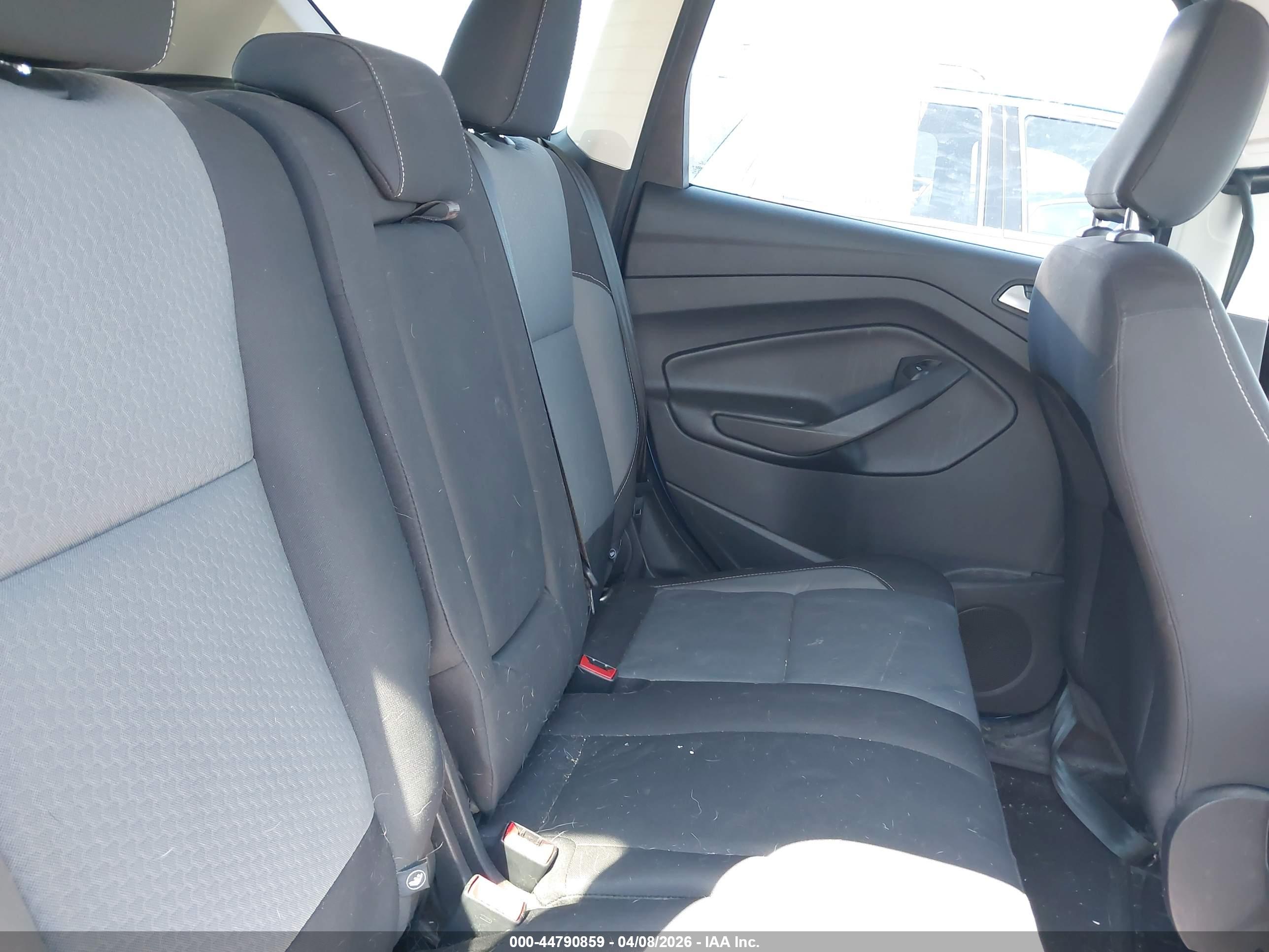 FORD ESCAPE image 8