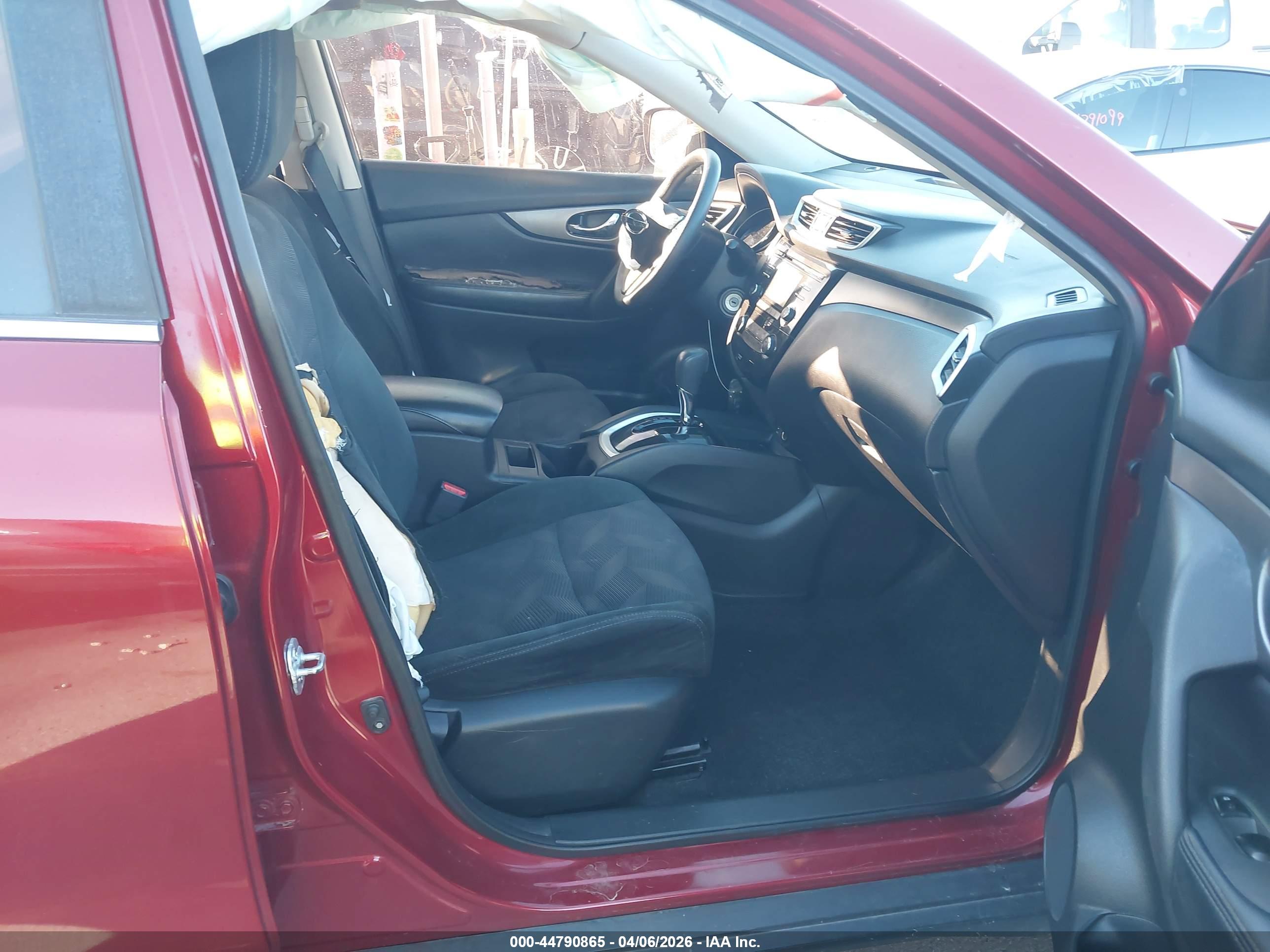 NISSAN ROGUE image 5