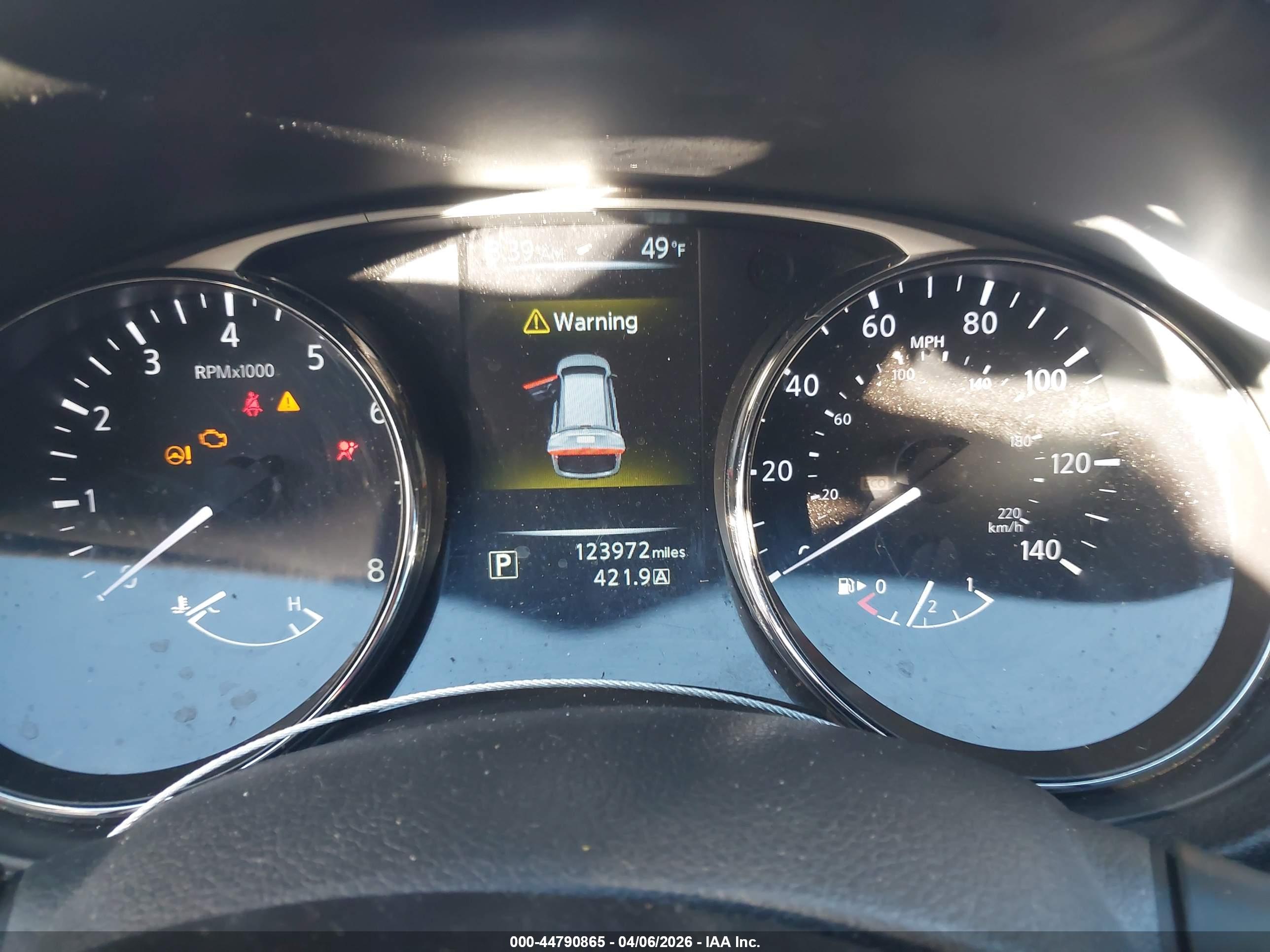 NISSAN ROGUE image 7