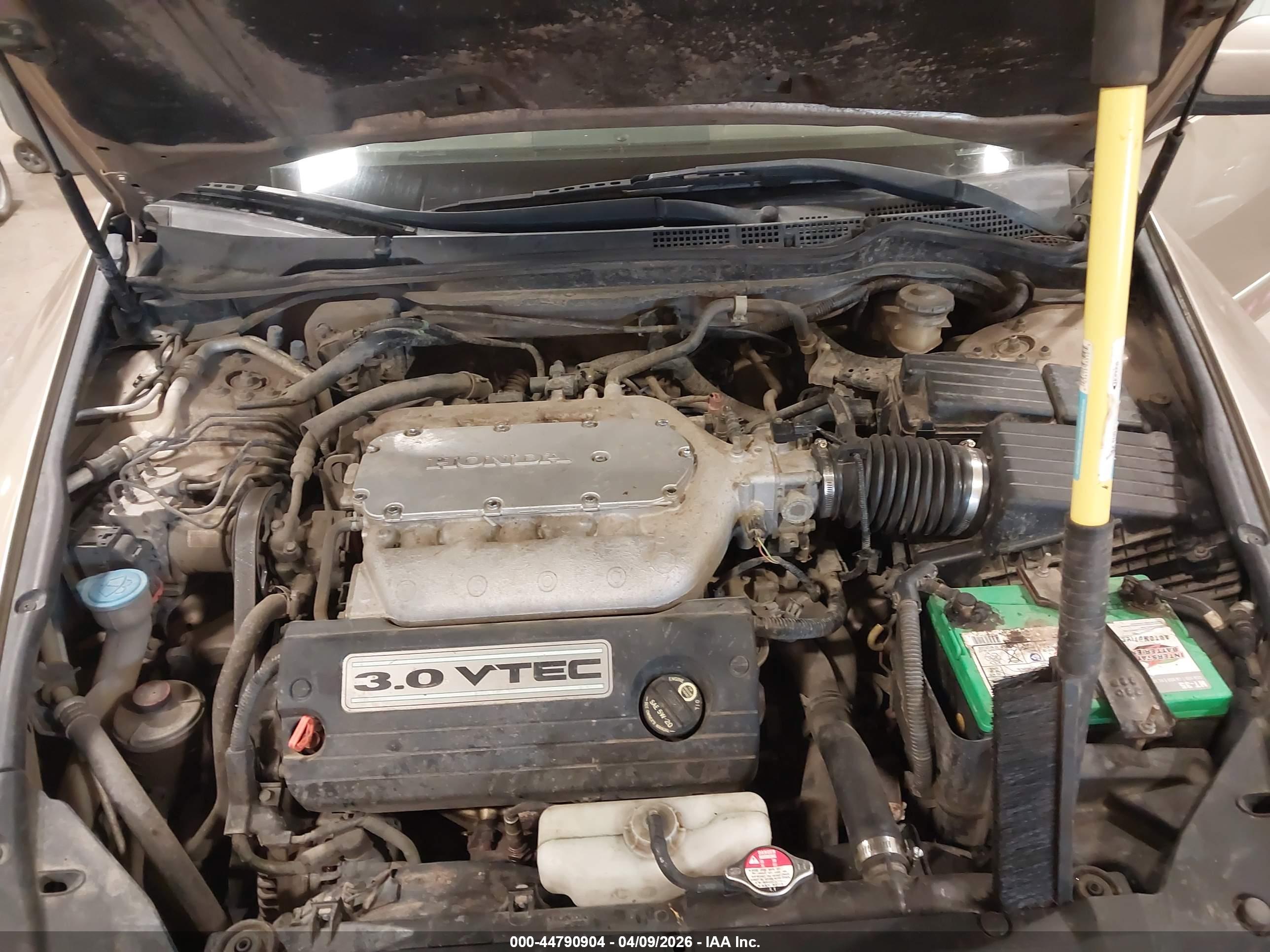 HONDA ACCORD image 10