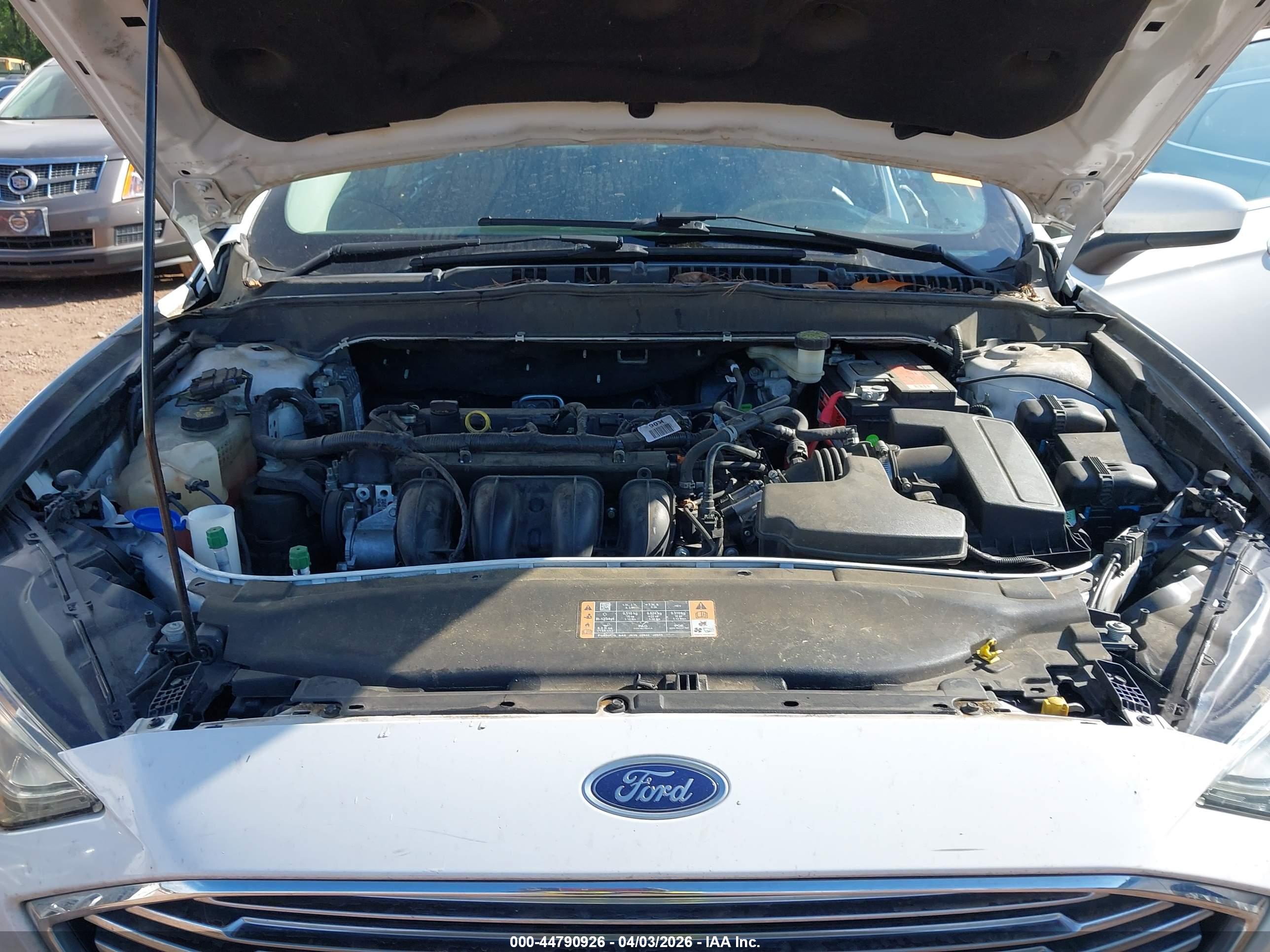 FORD FUSION image 10