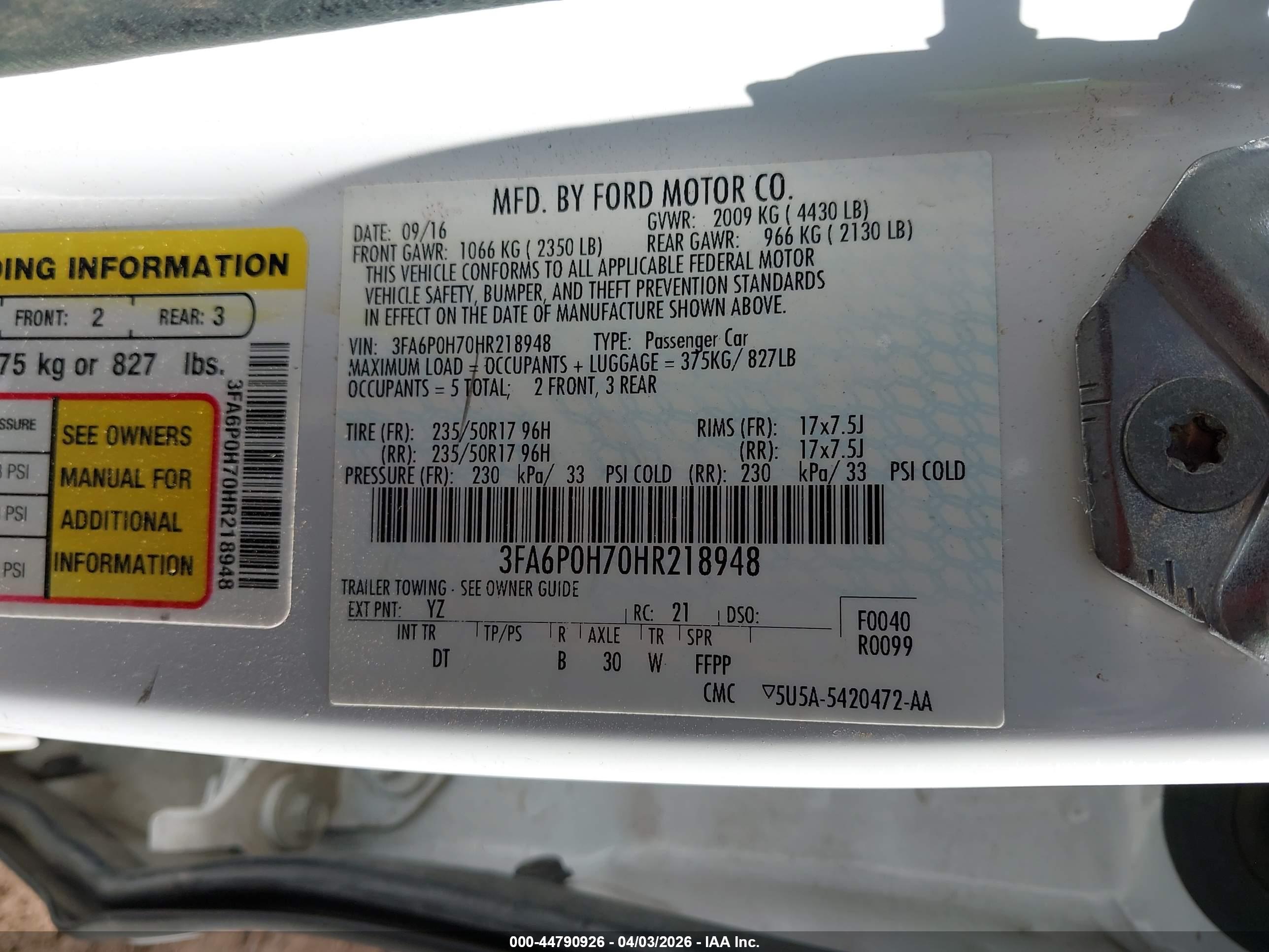FORD FUSION image 9