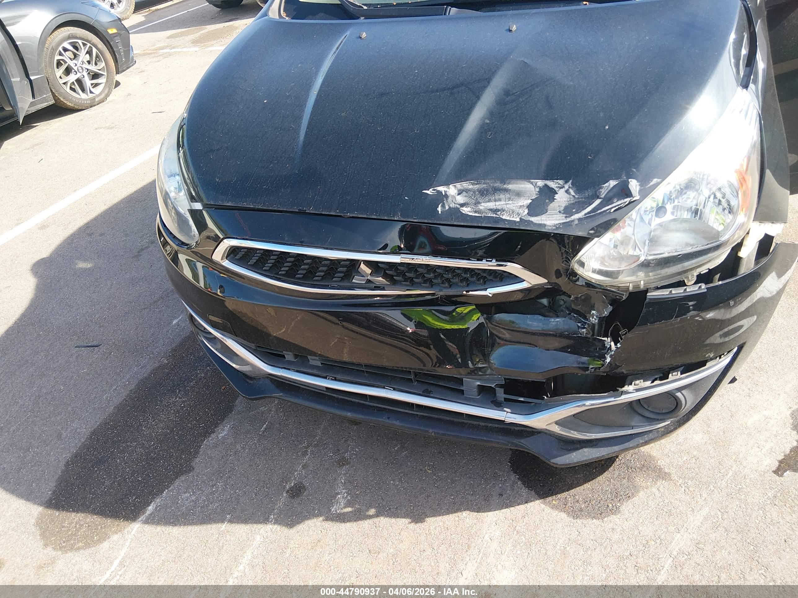 MITSUBISHI MIRAGE image 6