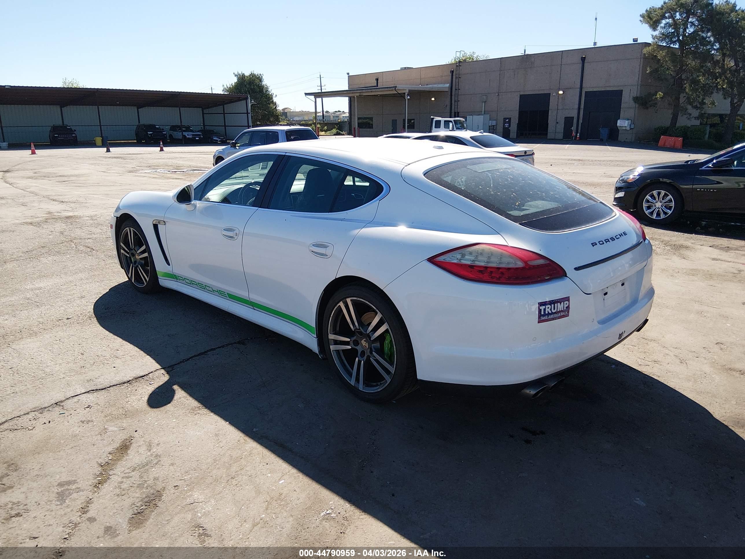 PORSCHE PANAMERA image 3