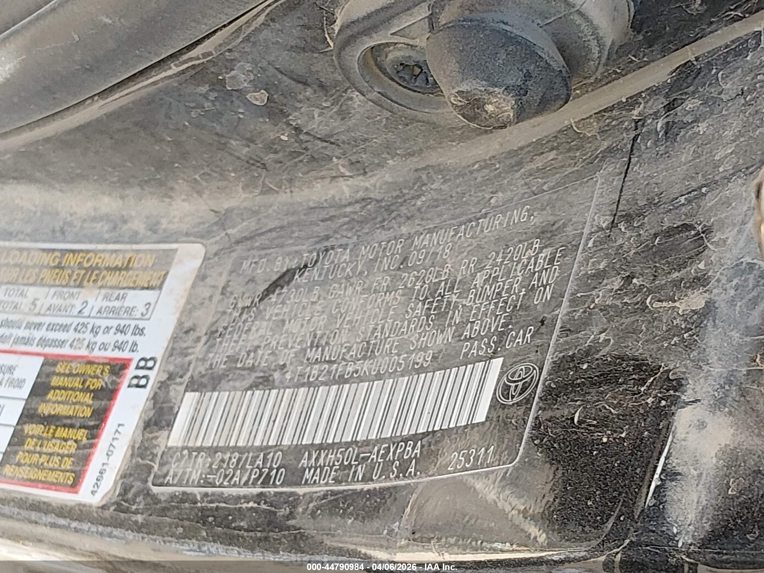 TOYOTA AVALON image 9