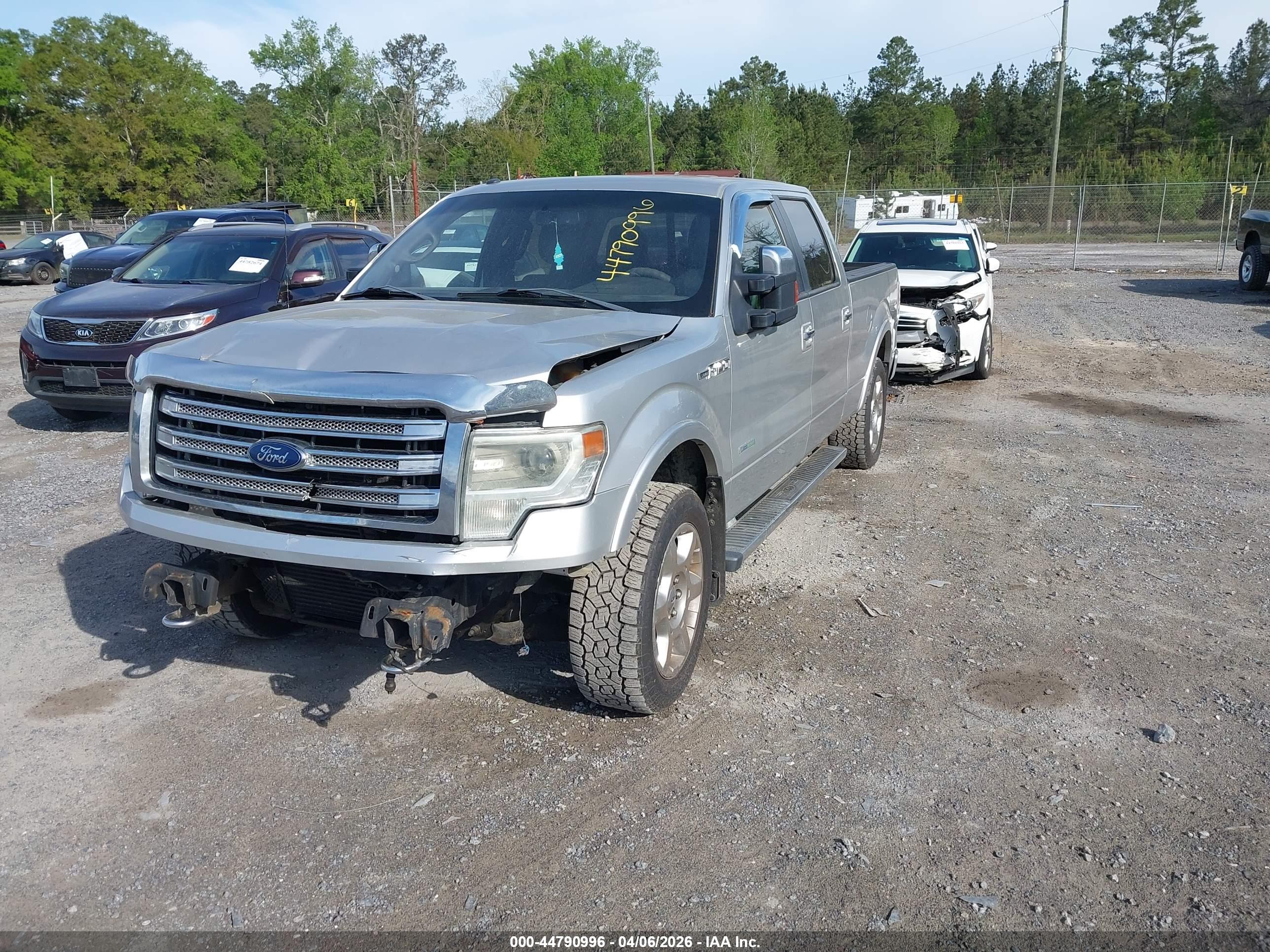 FORD F-150 image 2
