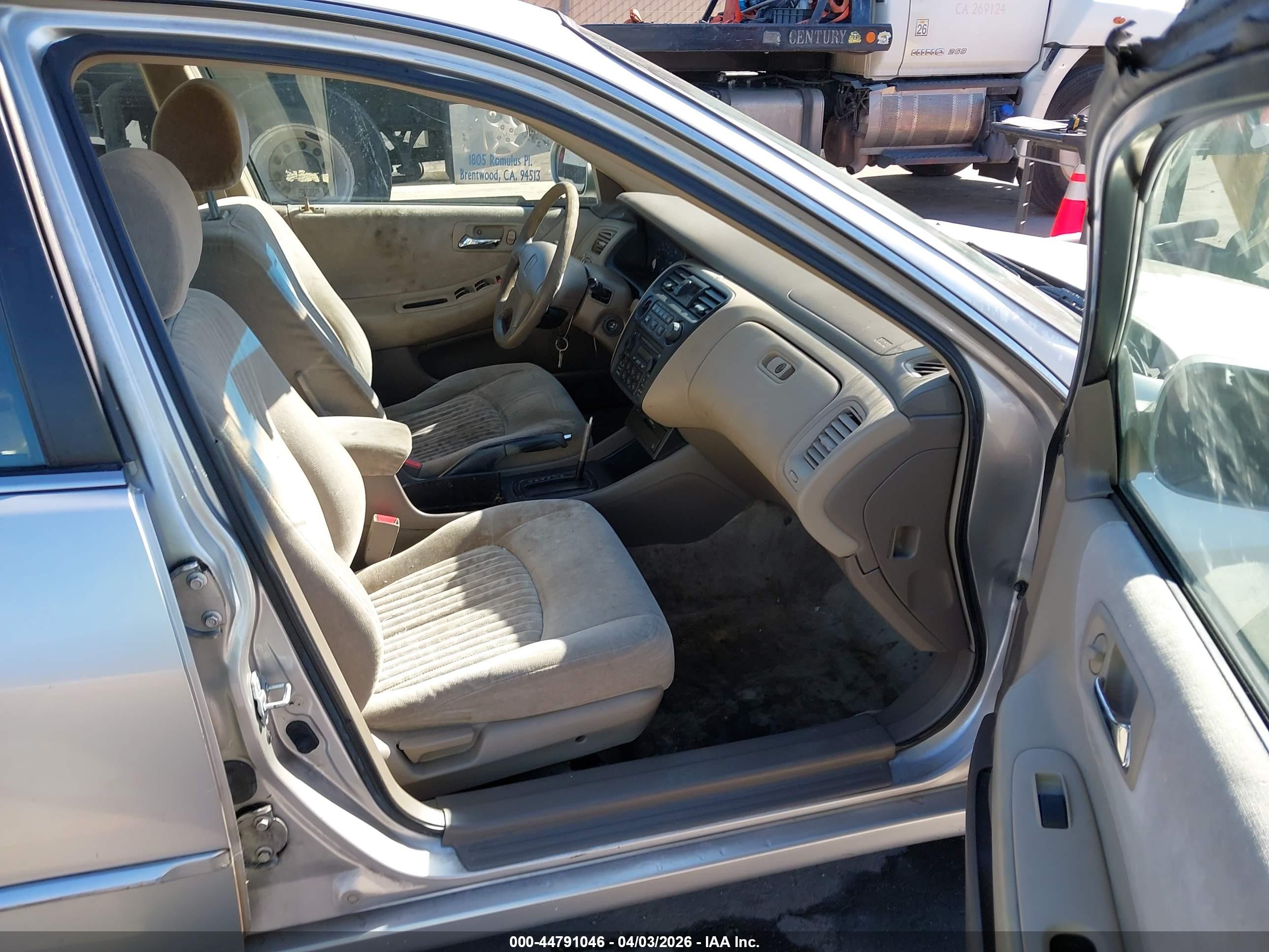 HONDA ACCORD image 5