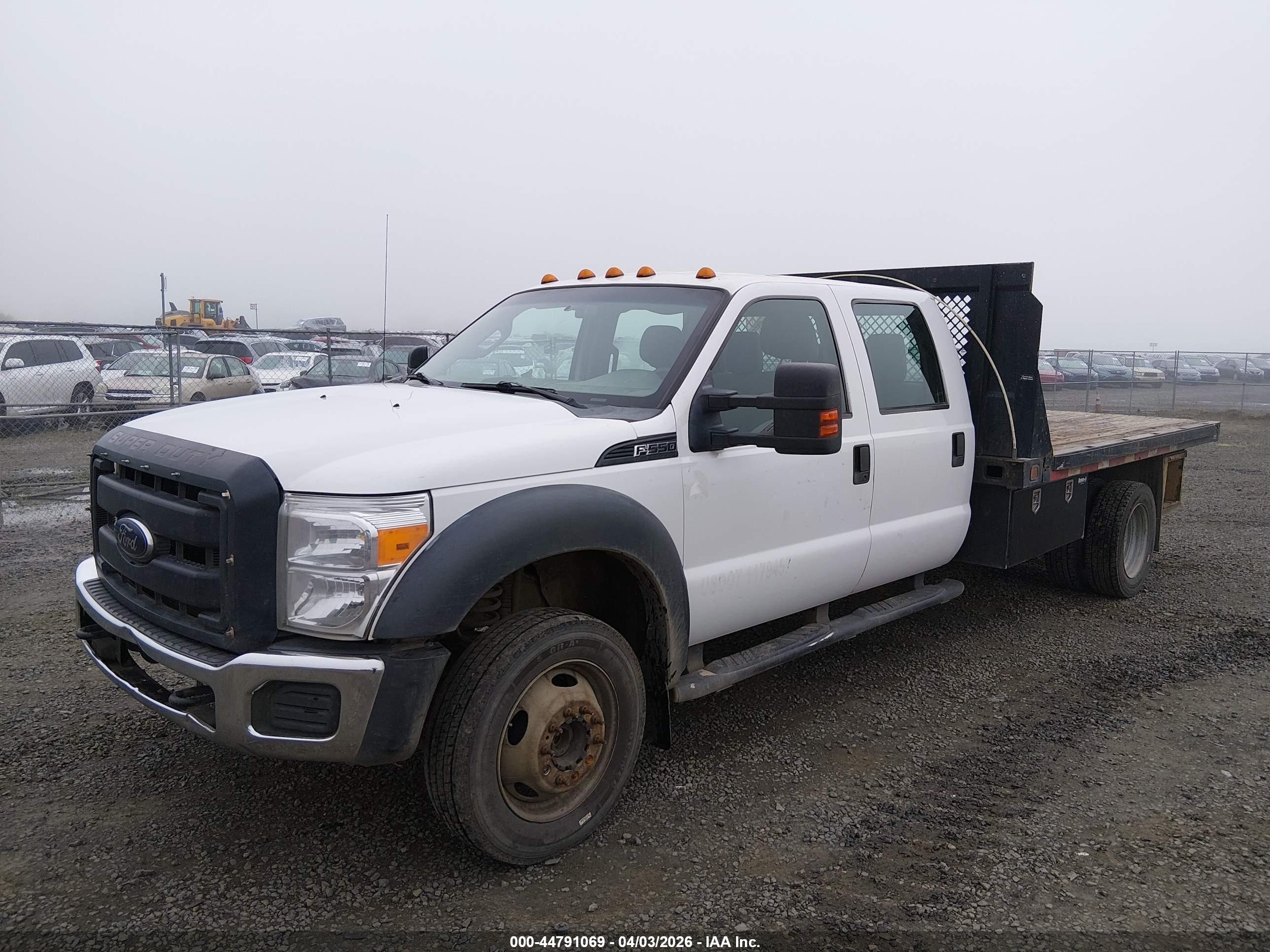 FORD F-550 image 2