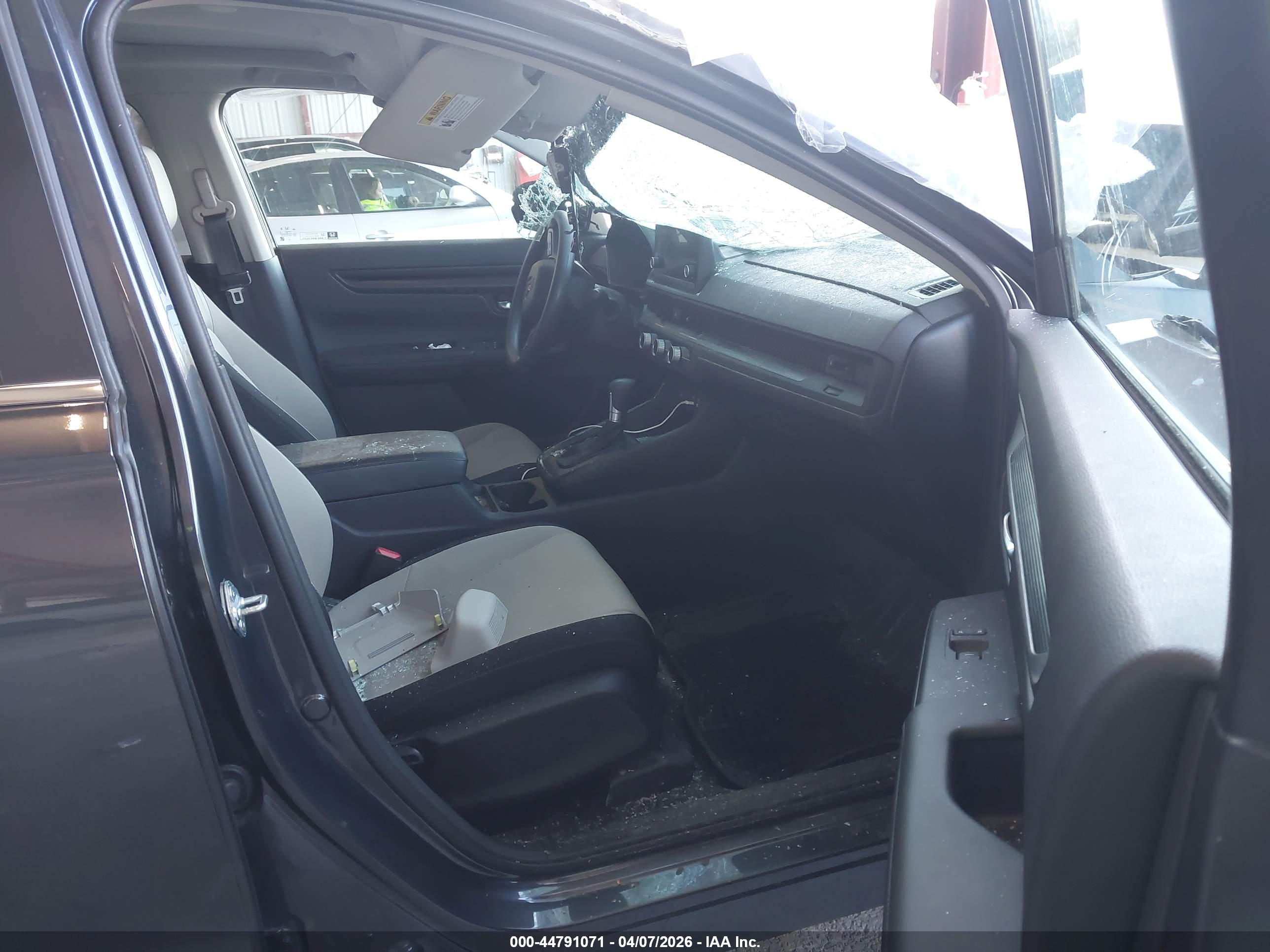 HONDA CR-V image 5